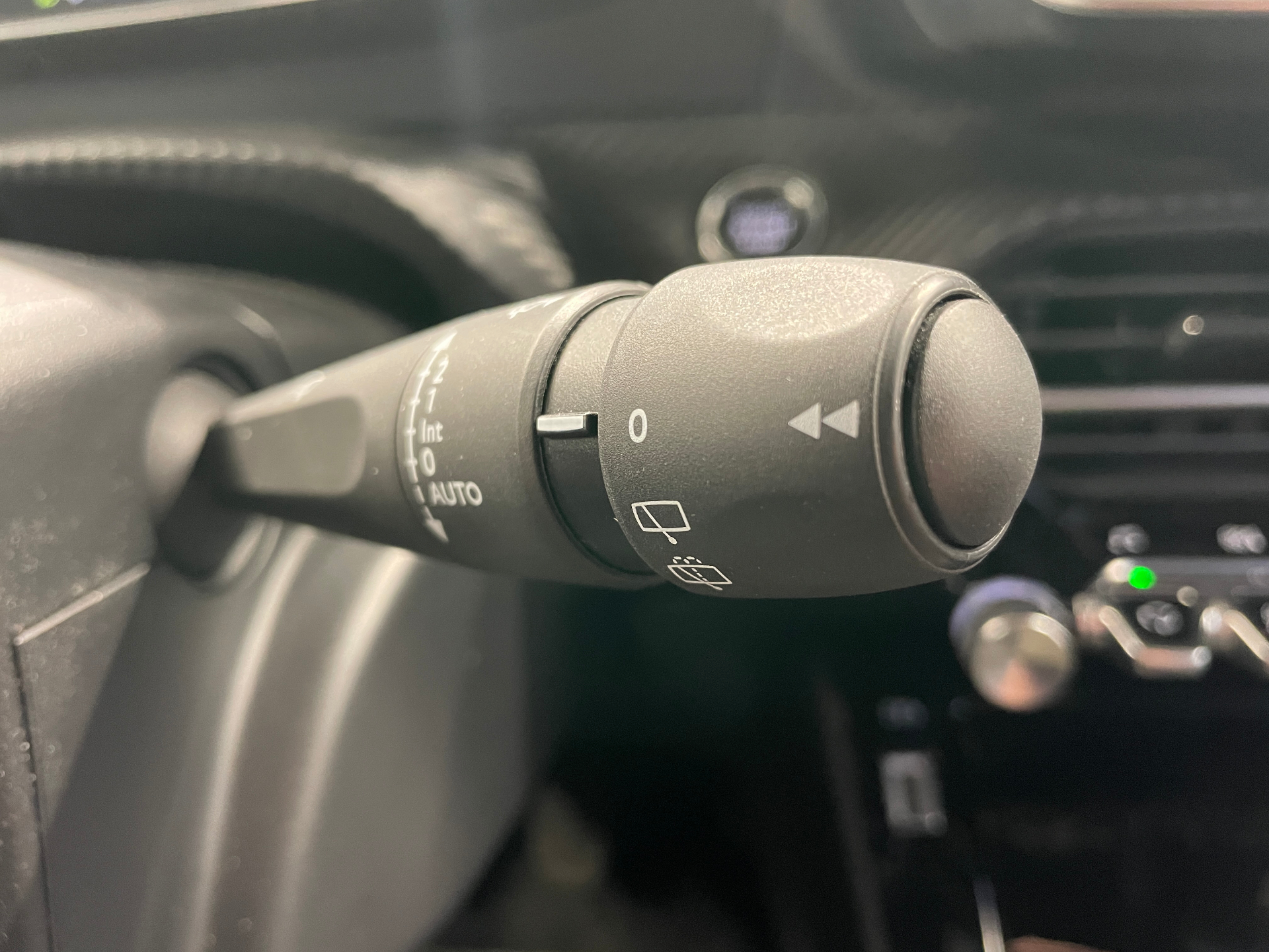 PEUGEOT 2008 ALLURE PURETECH 130 S&S BVM6