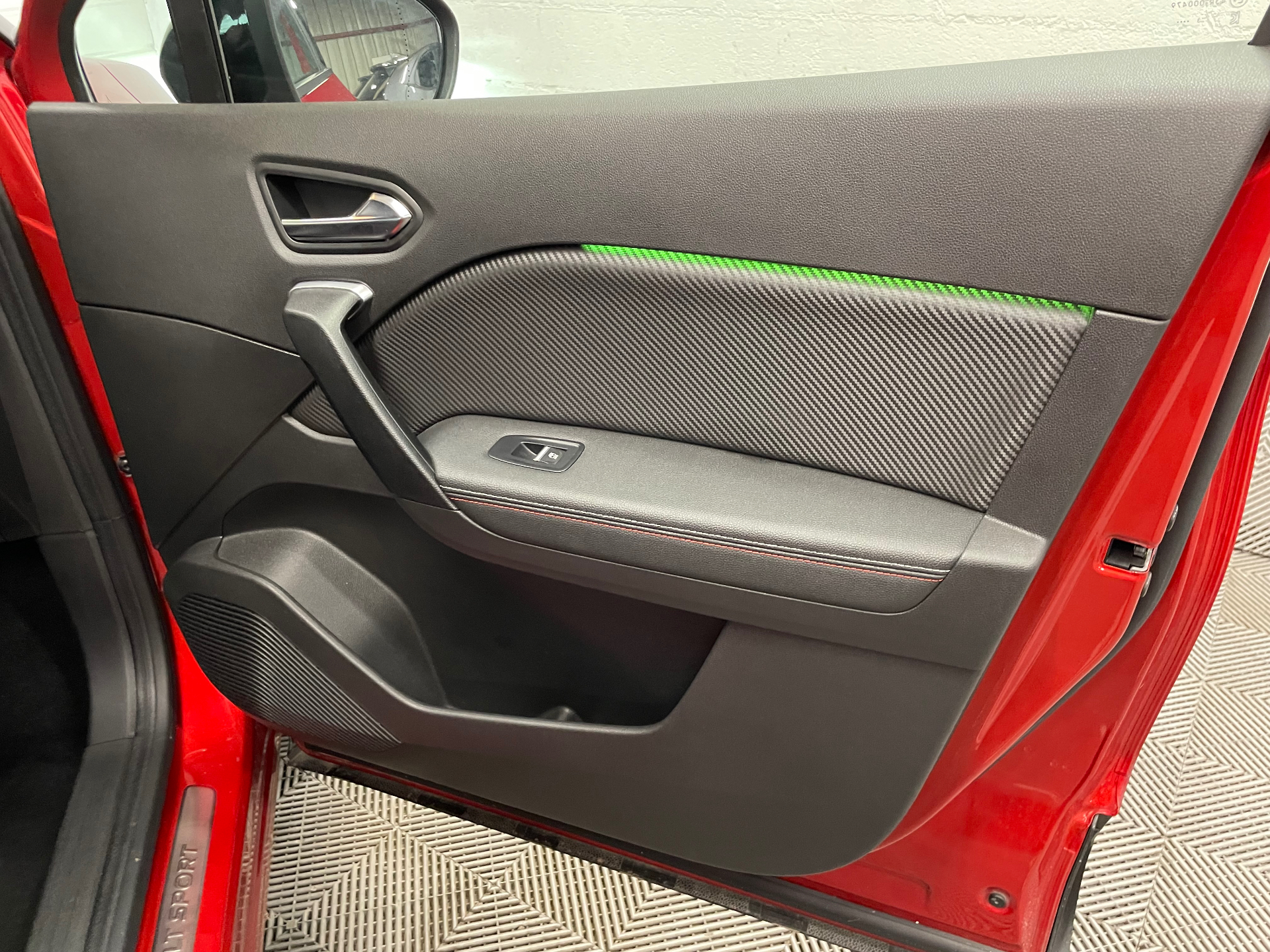 RENAULT CAPTUR mild hybrid 160 EDC R.S. line