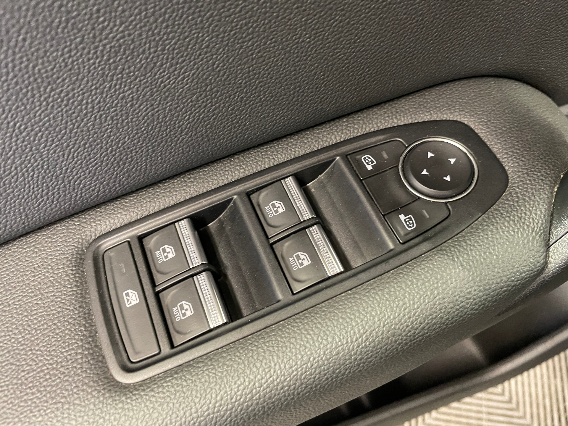 RENAULT CAPTUR E-Tech hybride rechargeable 160 Techno