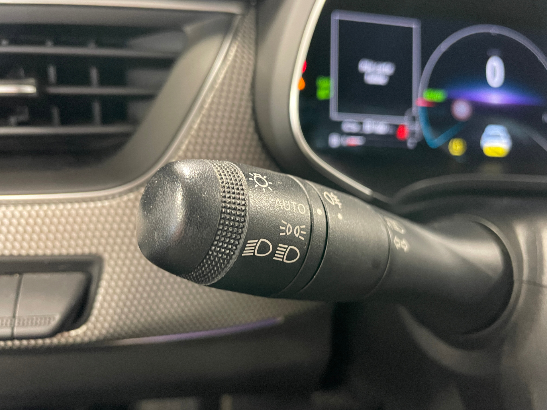 RENAULT ARKANA E-Tech hybride 145 - 22 Techno