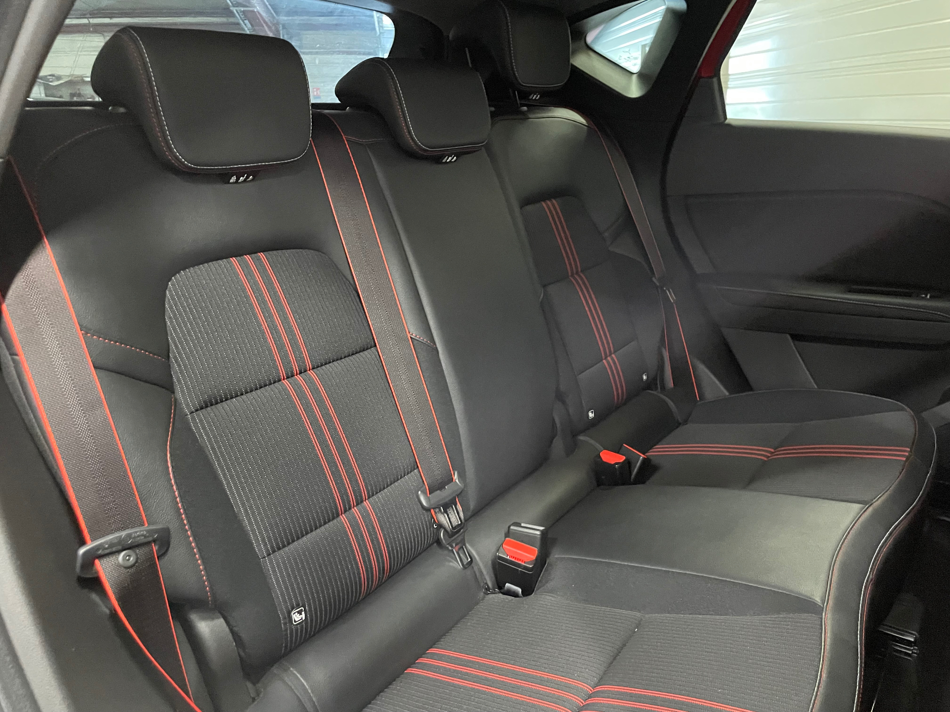 RENAULT CAPTUR mild hybrid 160 EDC R.S. line