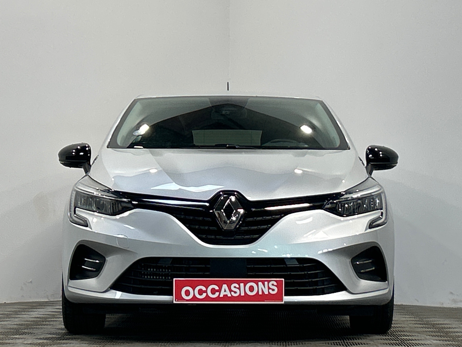 RENAULT CLIO V TCe 90 - 21 Zen