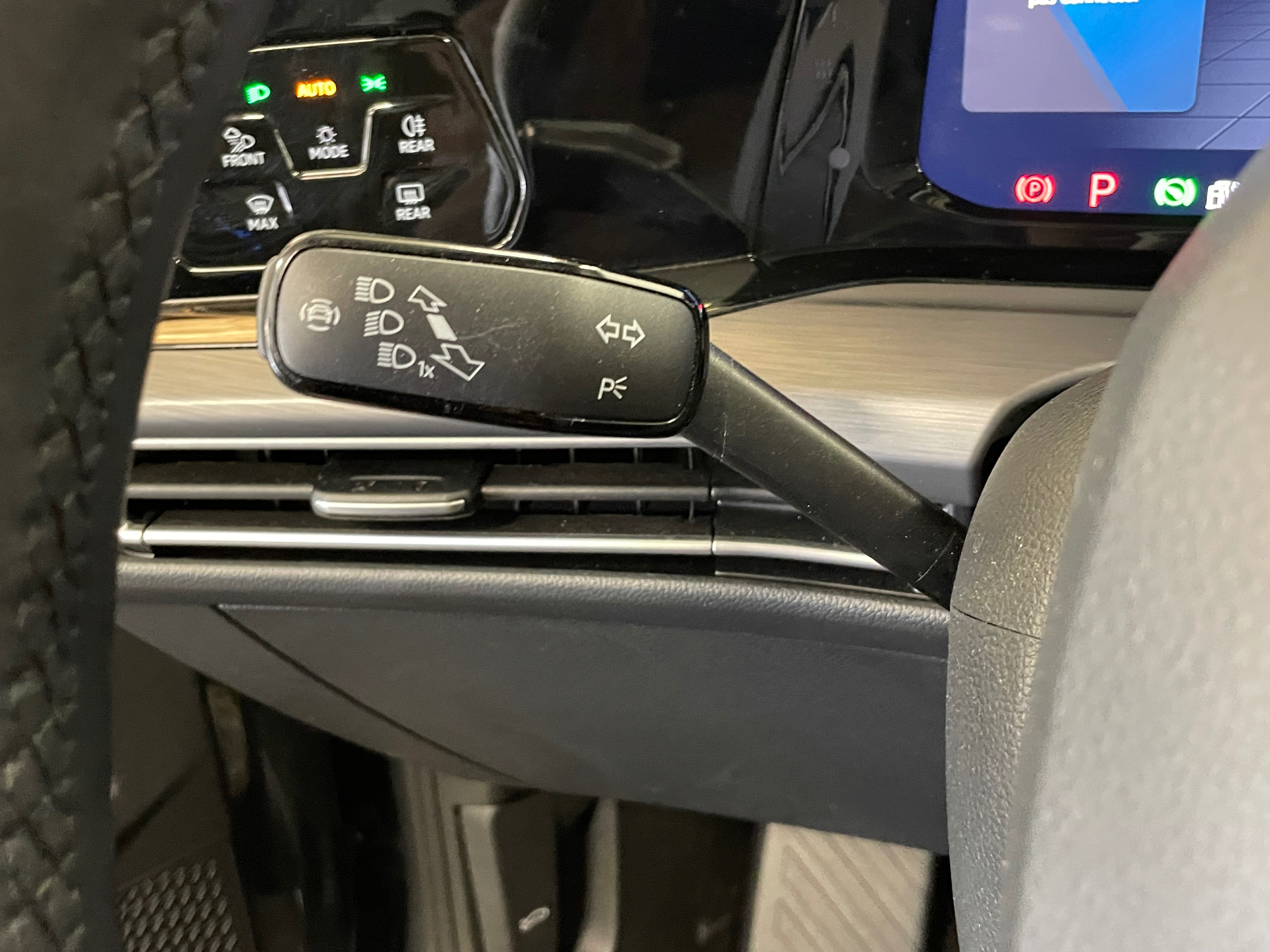VOLKSWAGEN GOLF 1.4 Hybrid Rechargeable OPF 204 DSG6 Style