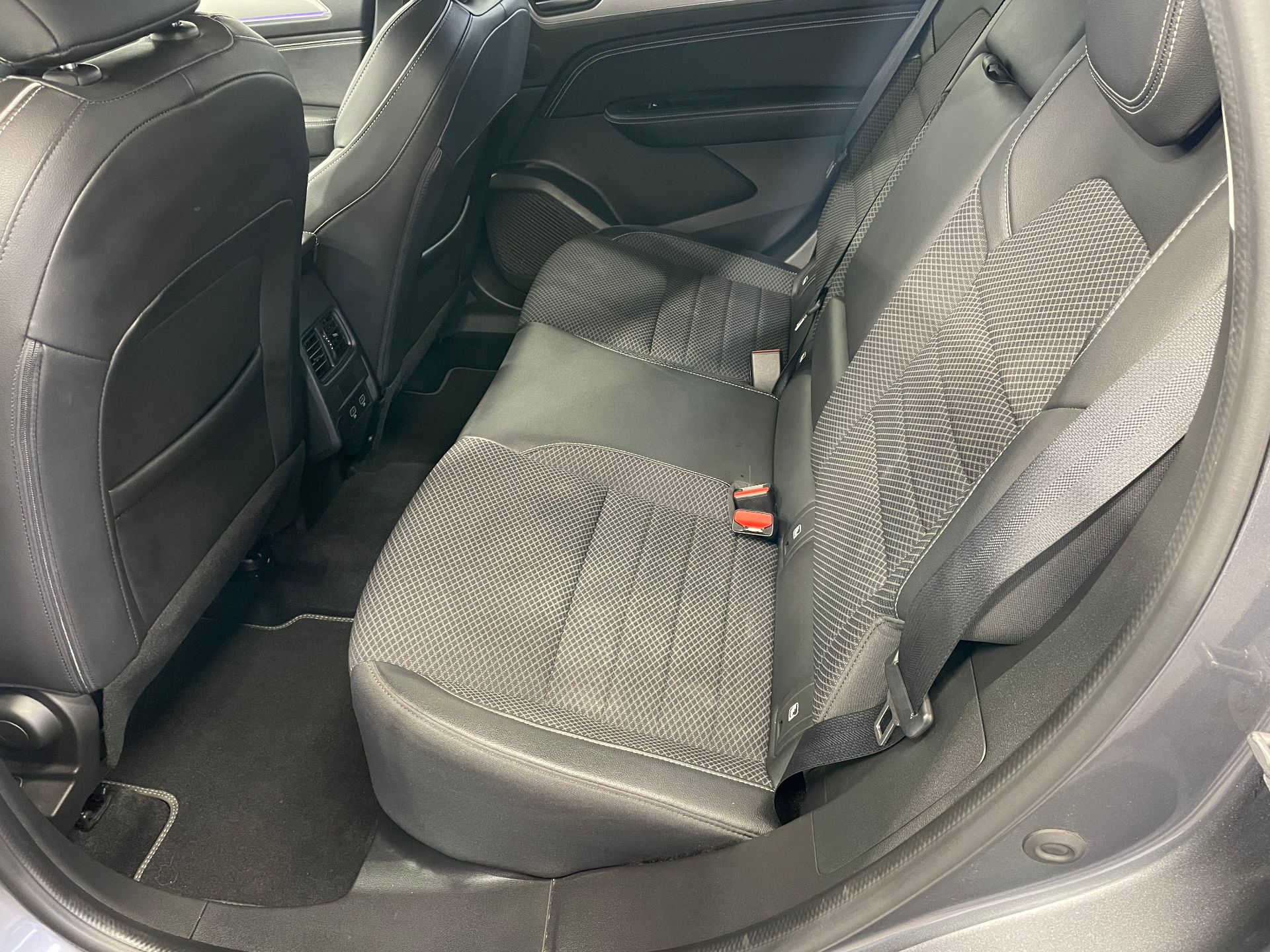 RENAULT ARKANA E-Tech hybride 145 - 22 Techno