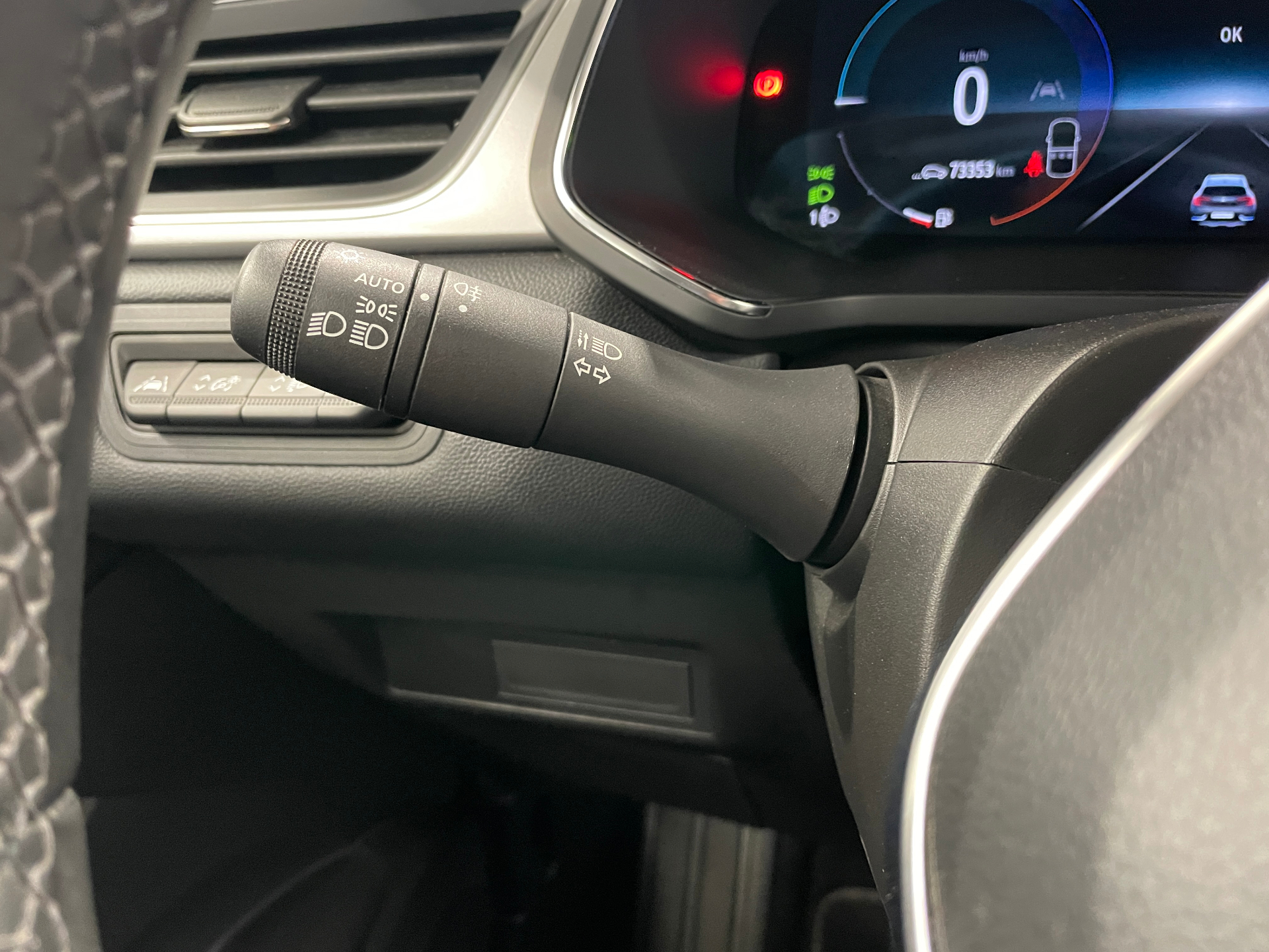RENAULT CAPTUR E-Tech hybride rechargeable 160 Techno