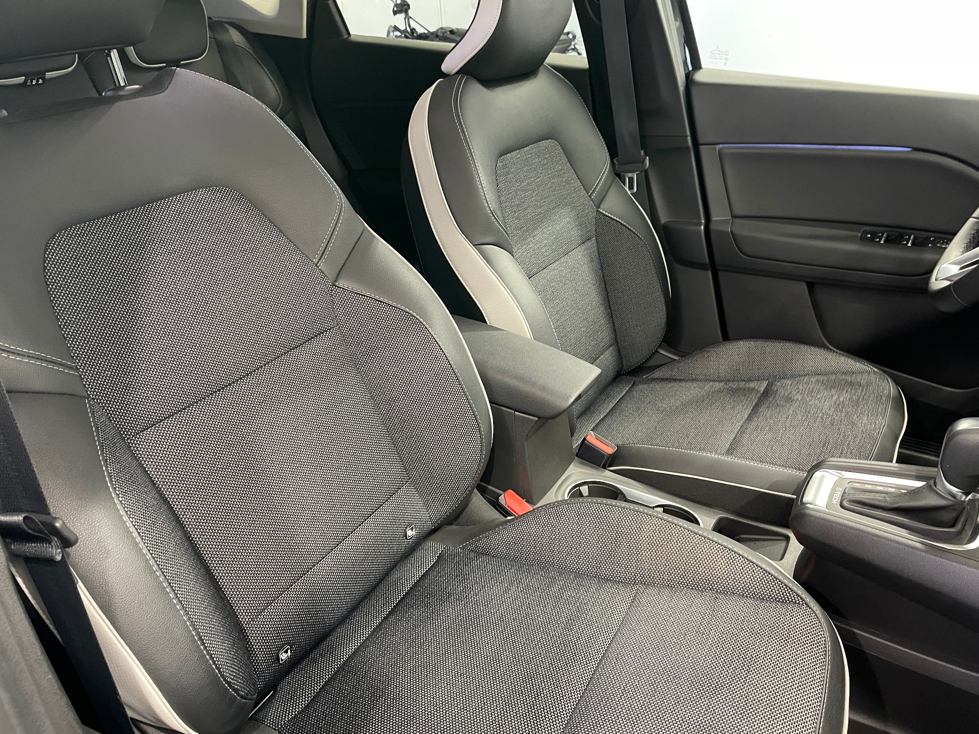 RENAULT CAPTUR E-Tech hybride rechargeable 160 Techno