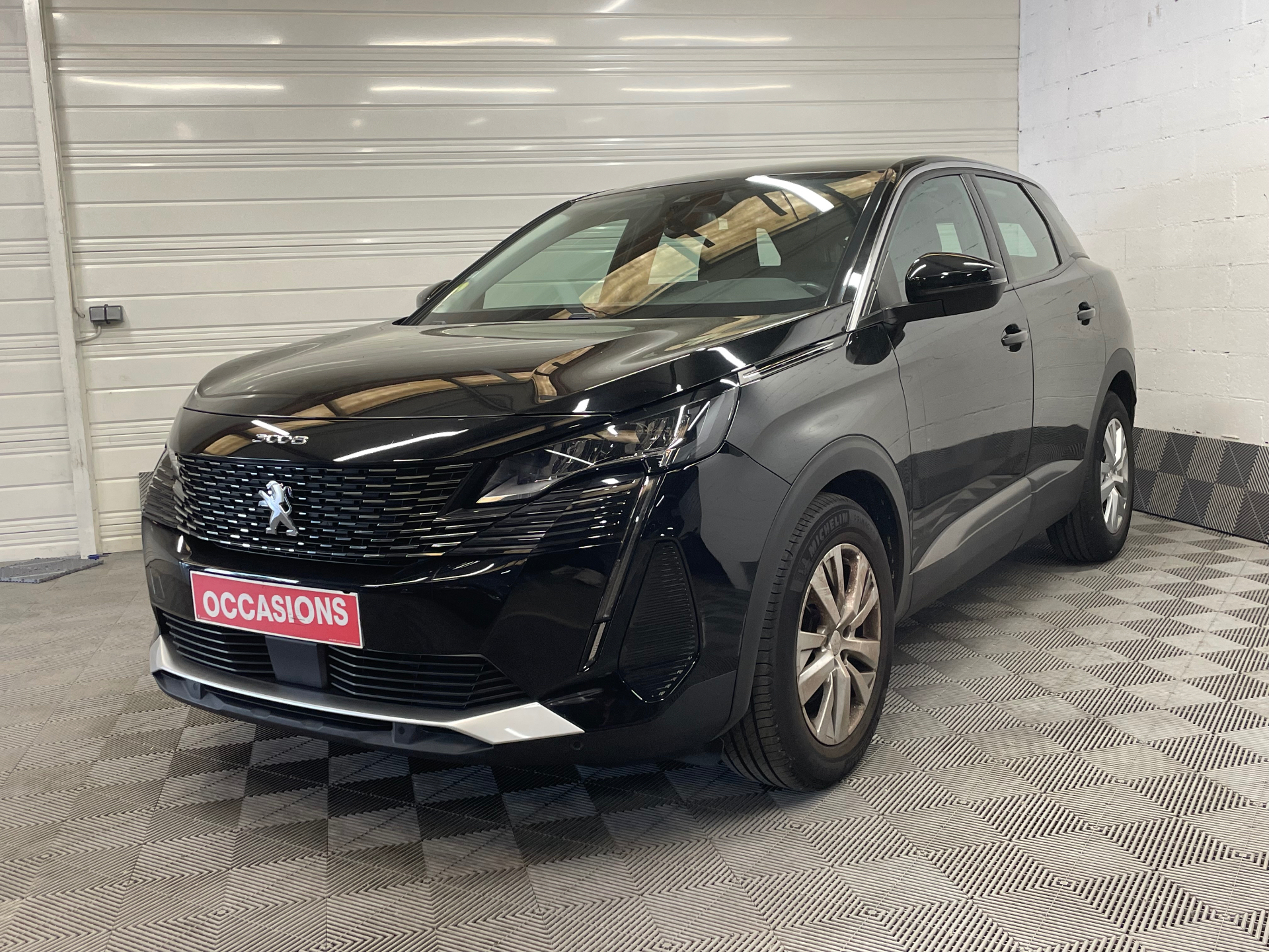 PEUGEOT 3008 BlueHDi 130ch S&S EAT8 Active Pack