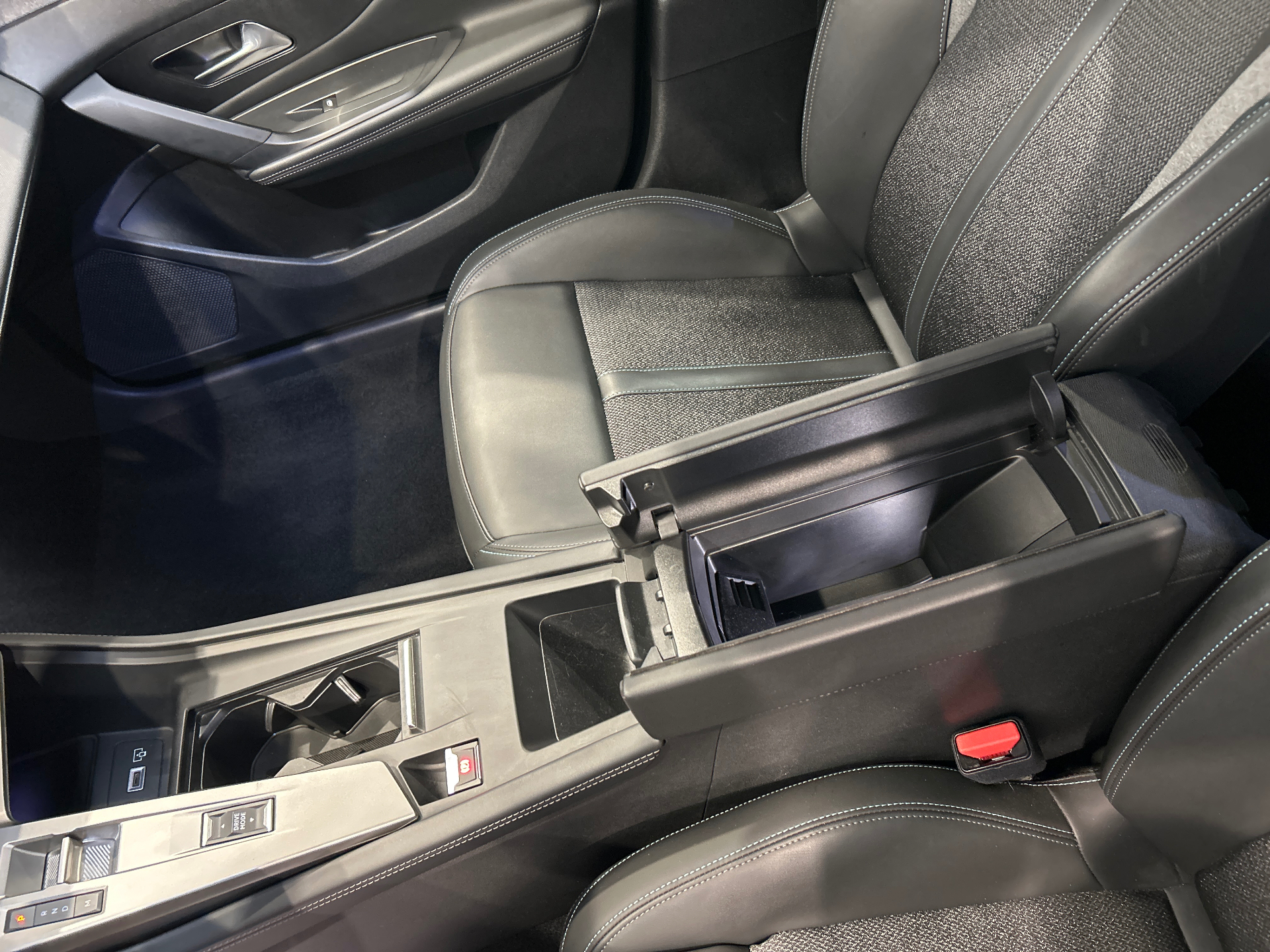 PEUGEOT 308 PureTech 130ch S&S EAT8 Allure Pack