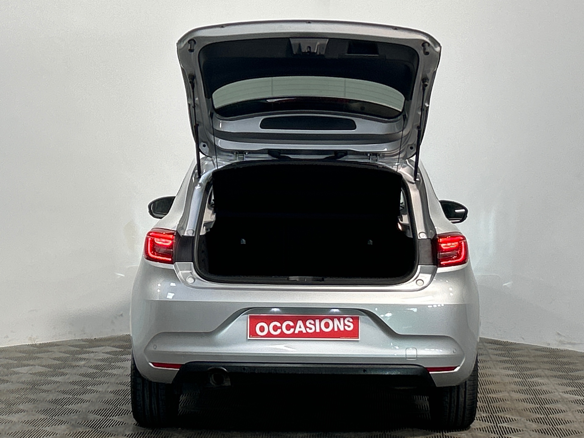 RENAULT CLIO V TCe 90 - 21 Zen