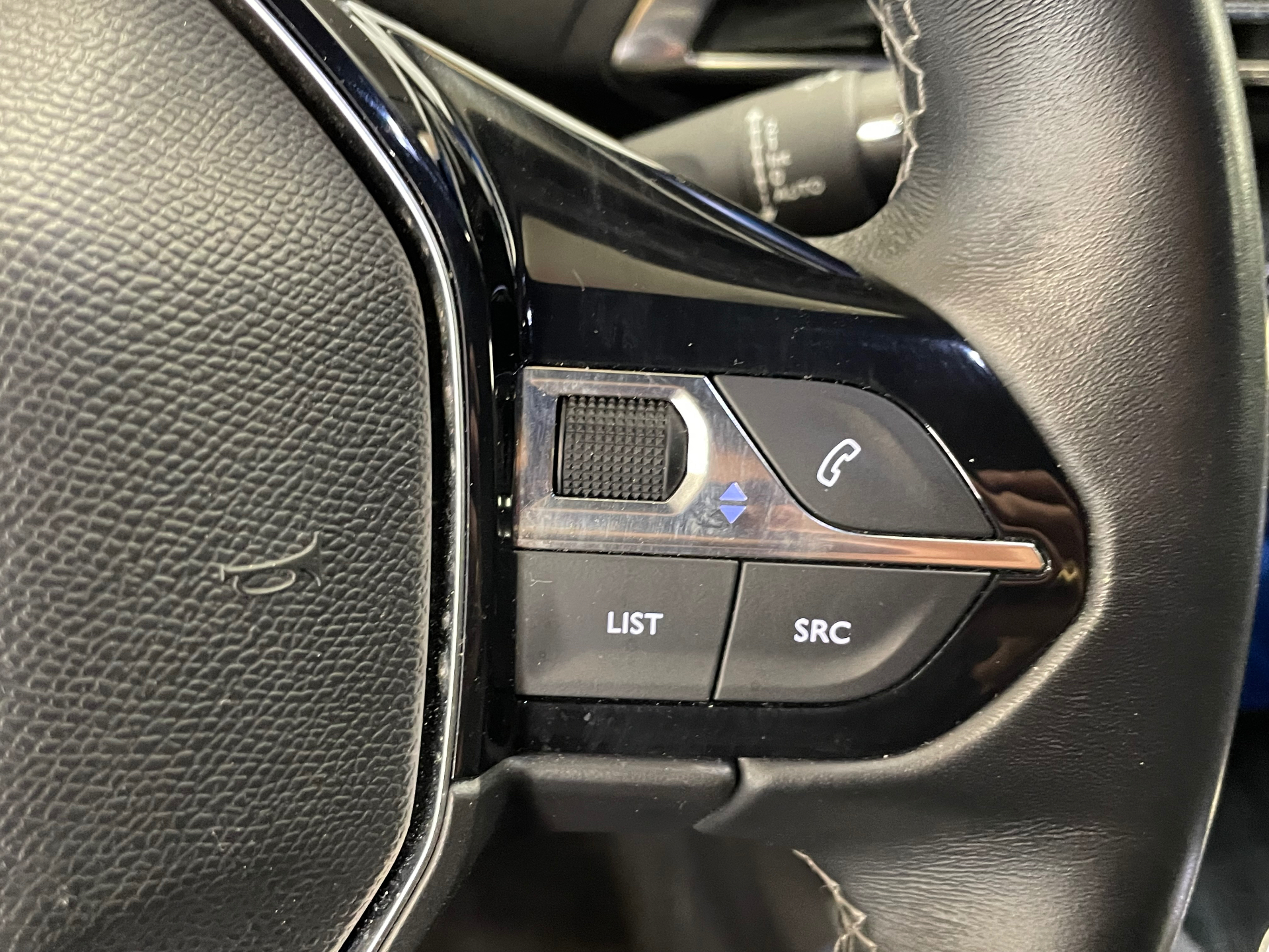 PEUGEOT 3008 Puretech 130ch S&S BVM6 Allure Pack