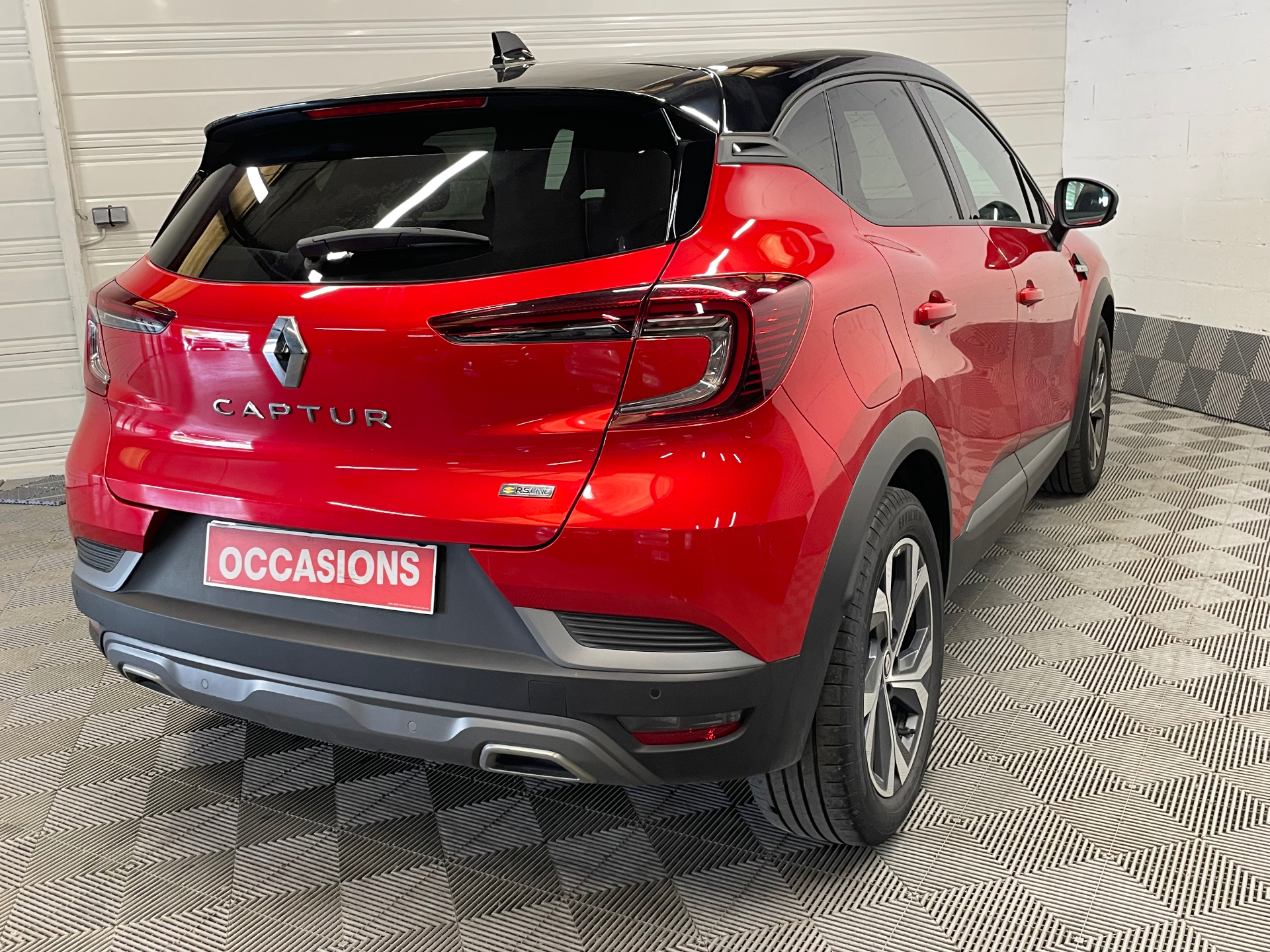 RENAULT CAPTUR mild hybrid 160 EDC R.S. line