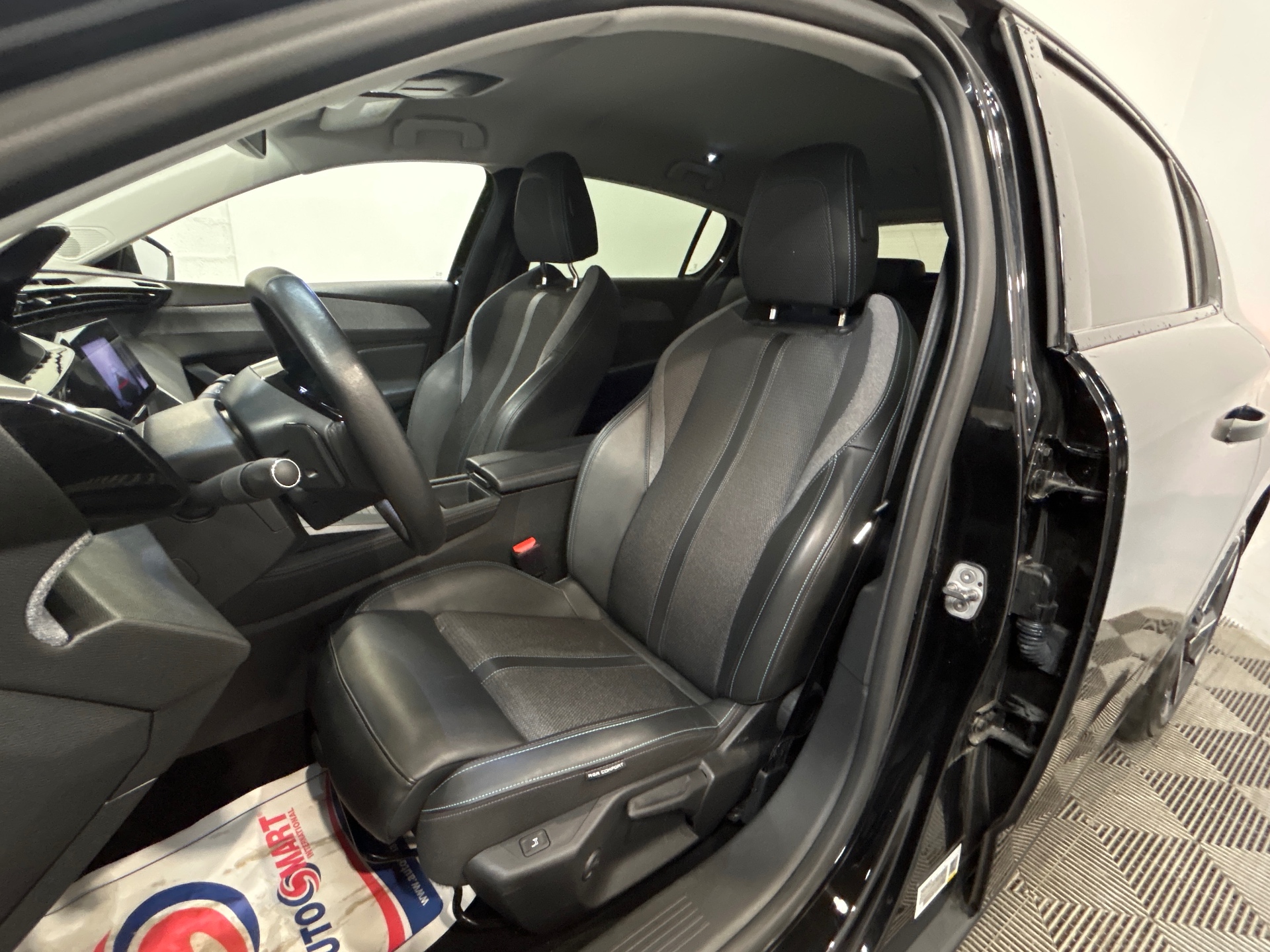 PEUGEOT 308 PureTech 130ch S&S EAT8 Allure Pack