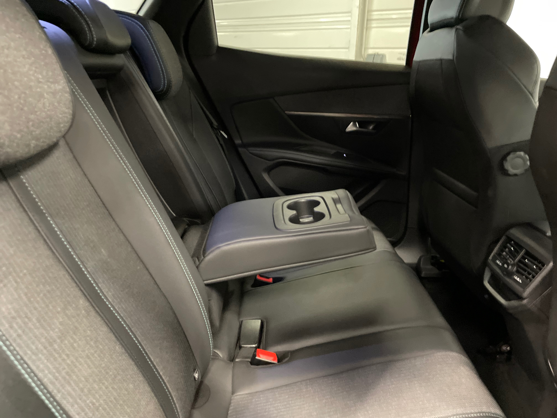 PEUGEOT 3008 Puretech 130ch S&S BVM6 Allure Pack