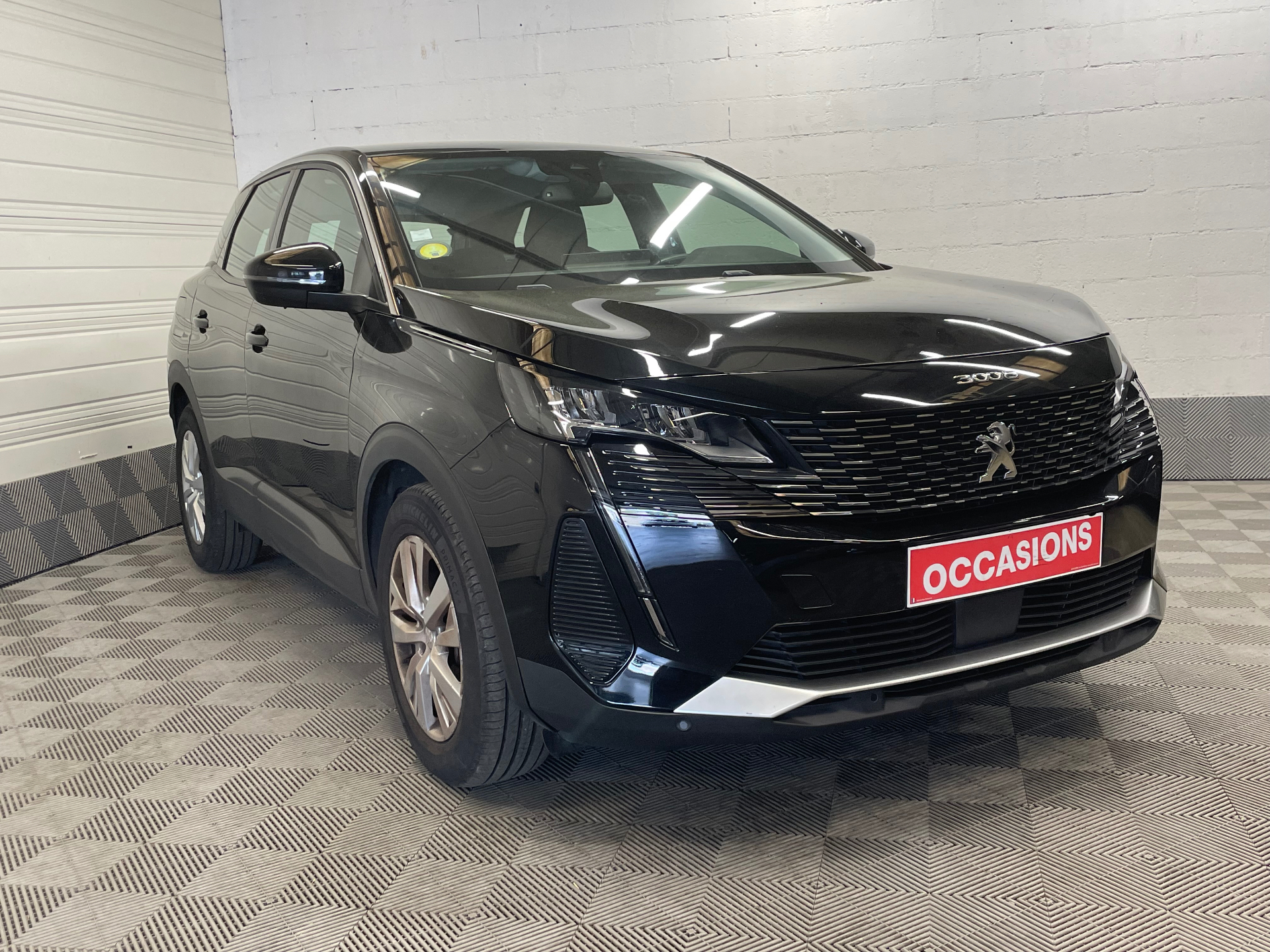 PEUGEOT 3008 BlueHDi 130ch S&S EAT8 Active Pack