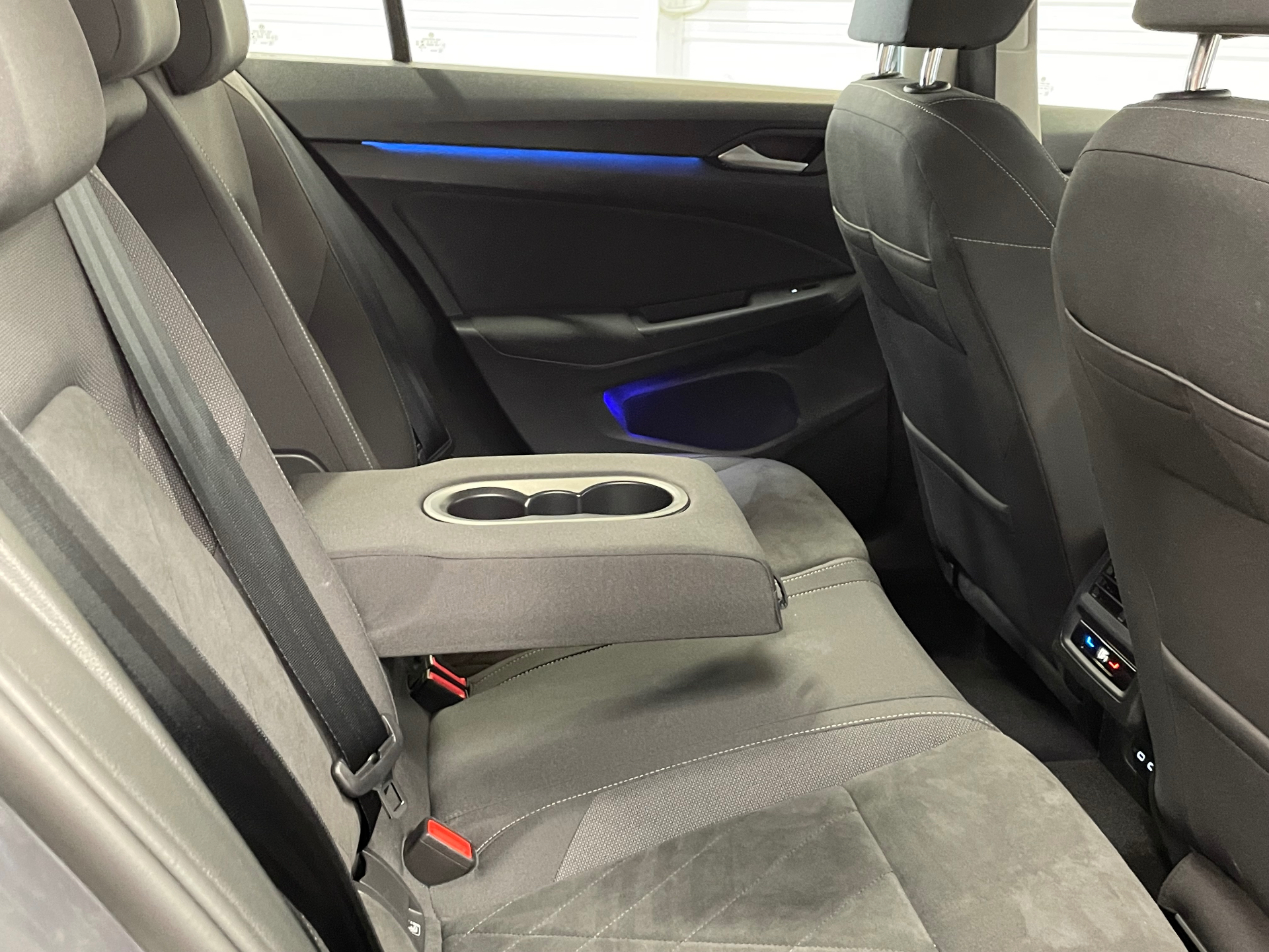 VOLKSWAGEN GOLF 1.4 Hybrid Rechargeable OPF 204 DSG6 Style