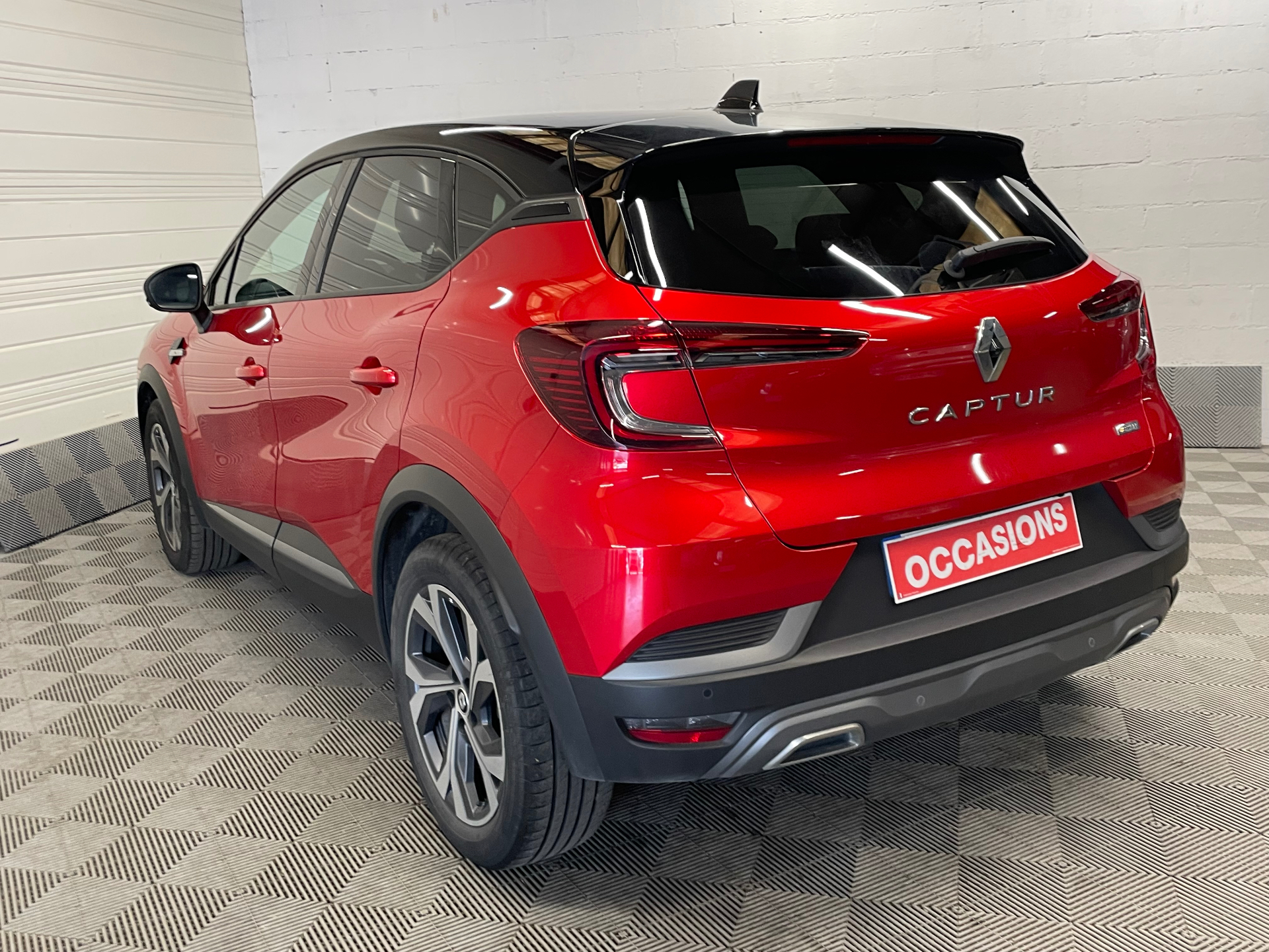 RENAULT CAPTUR mild hybrid 160 EDC R.S. line