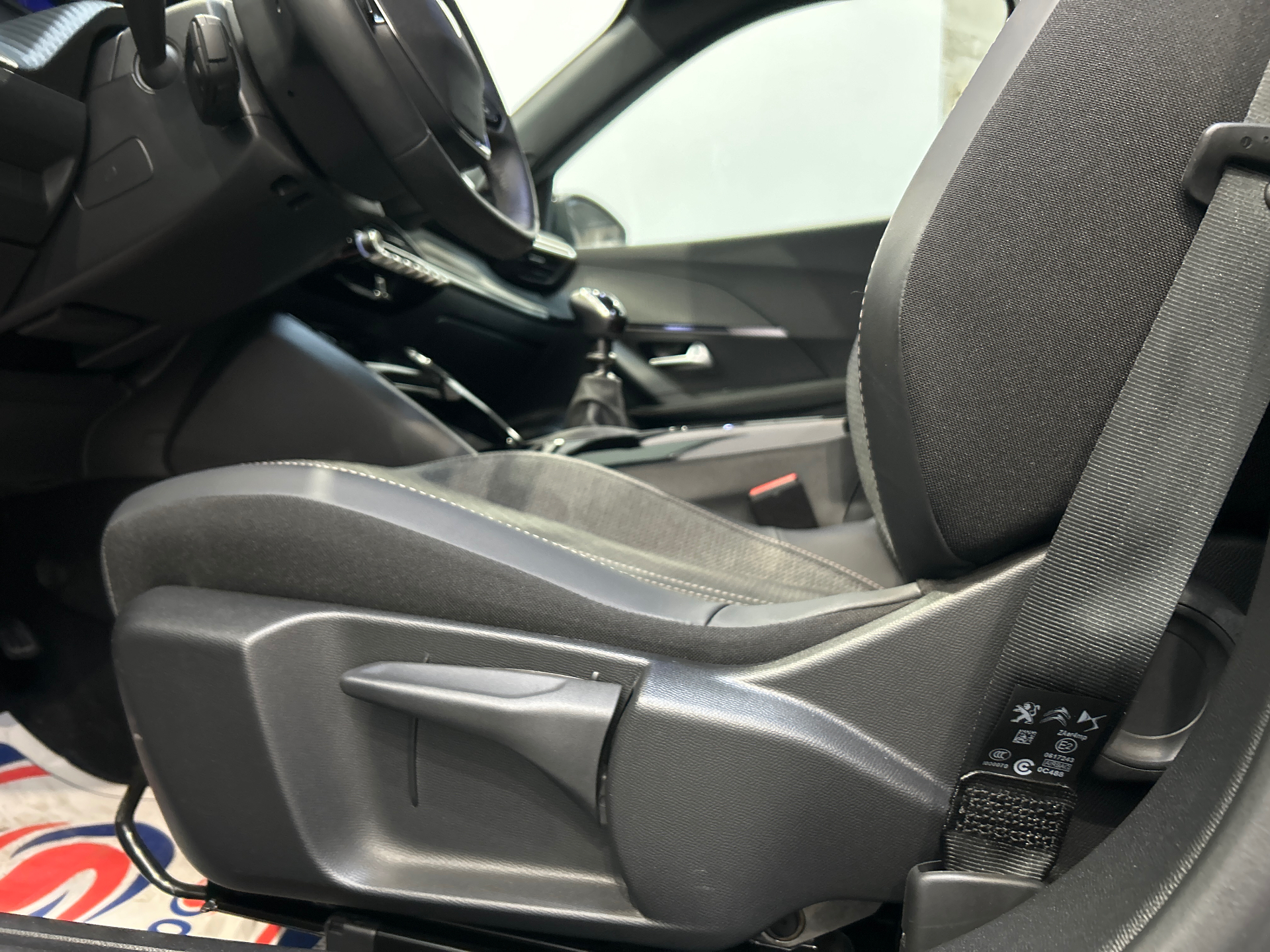 PEUGEOT 2008 100 S&S BVM6 Style