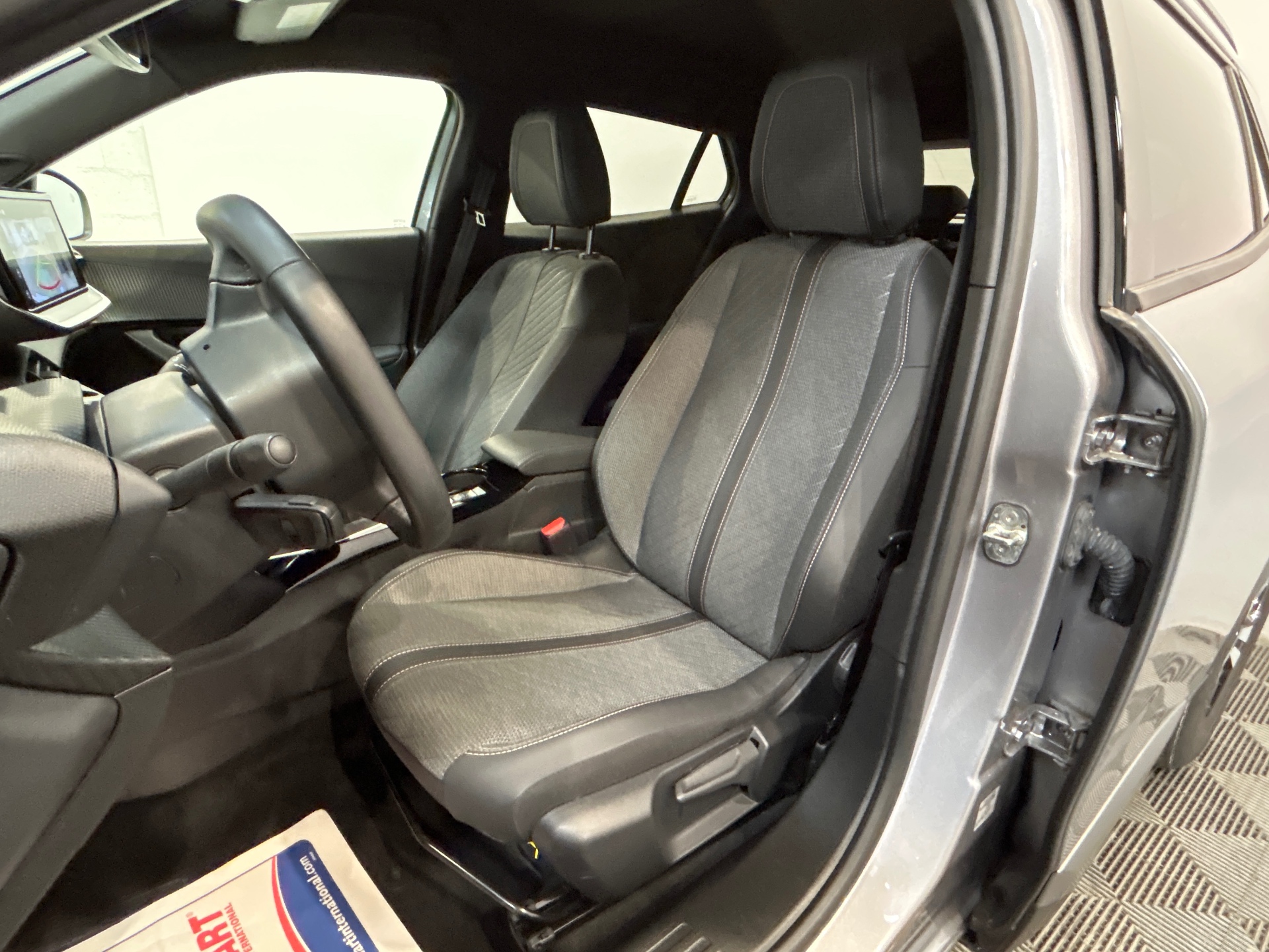 PEUGEOT 2008 100 S&S BVM6 Style