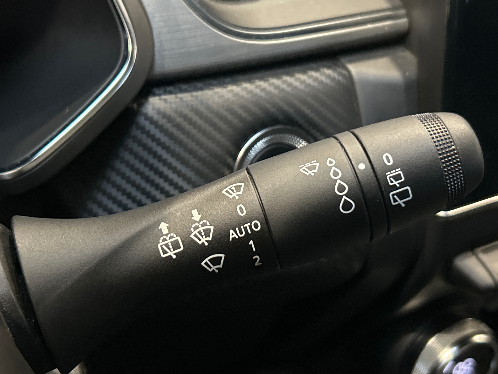 RENAULT CAPTUR R.S. line mild hybrid 140
