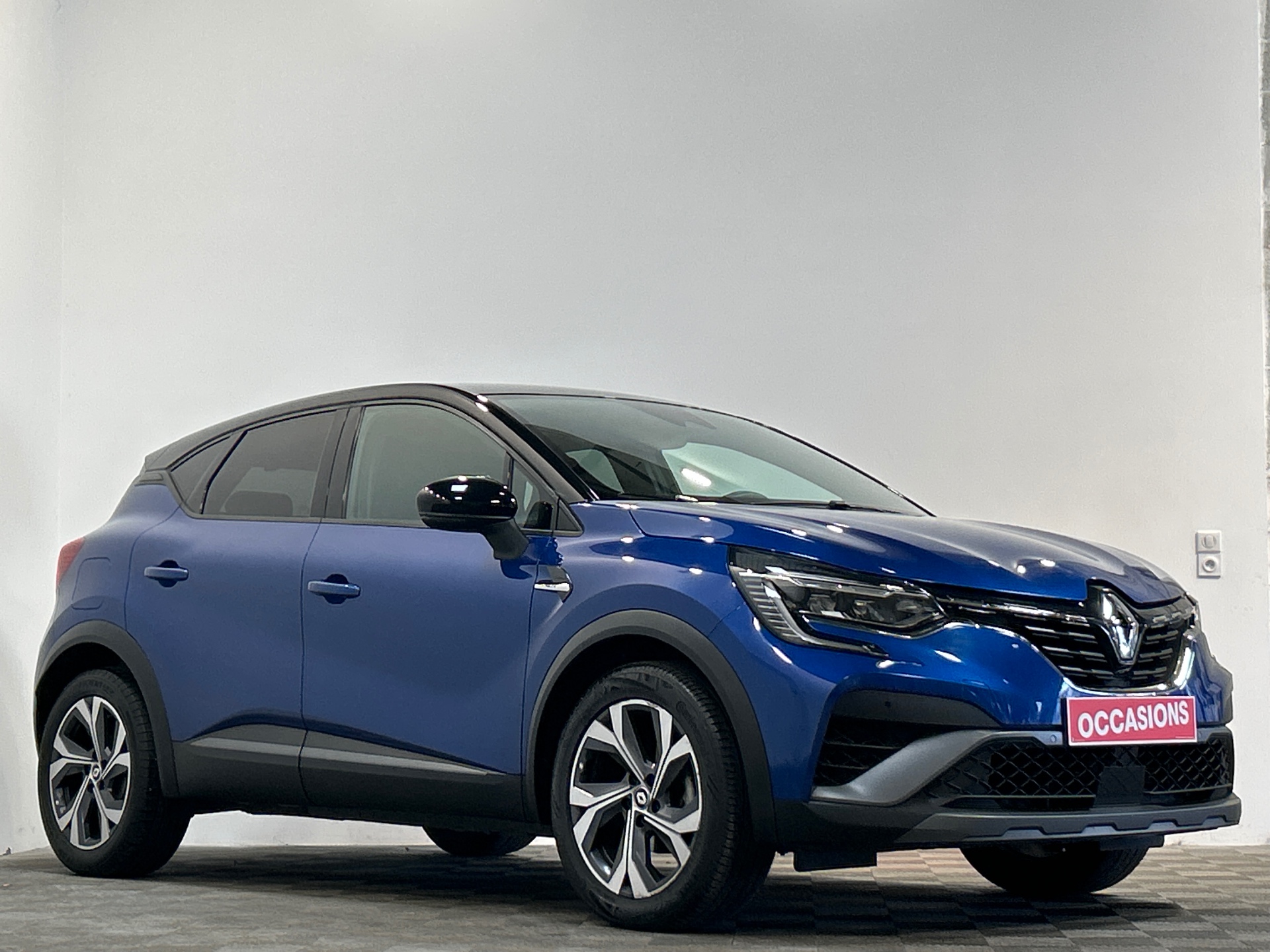 RENAULT CAPTUR R.S. line mild hybrid 140