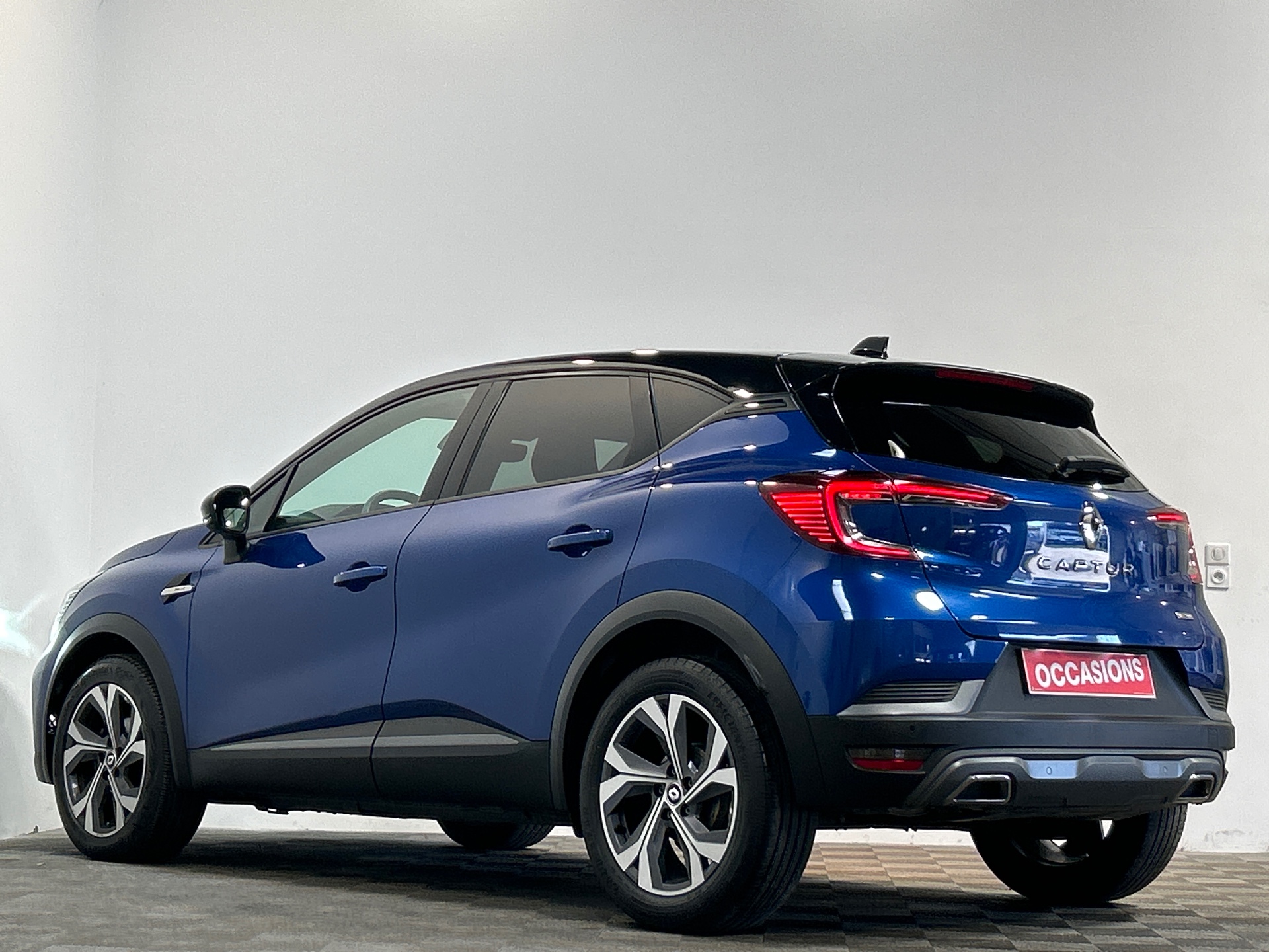 RENAULT CAPTUR R.S. line mild hybrid 140