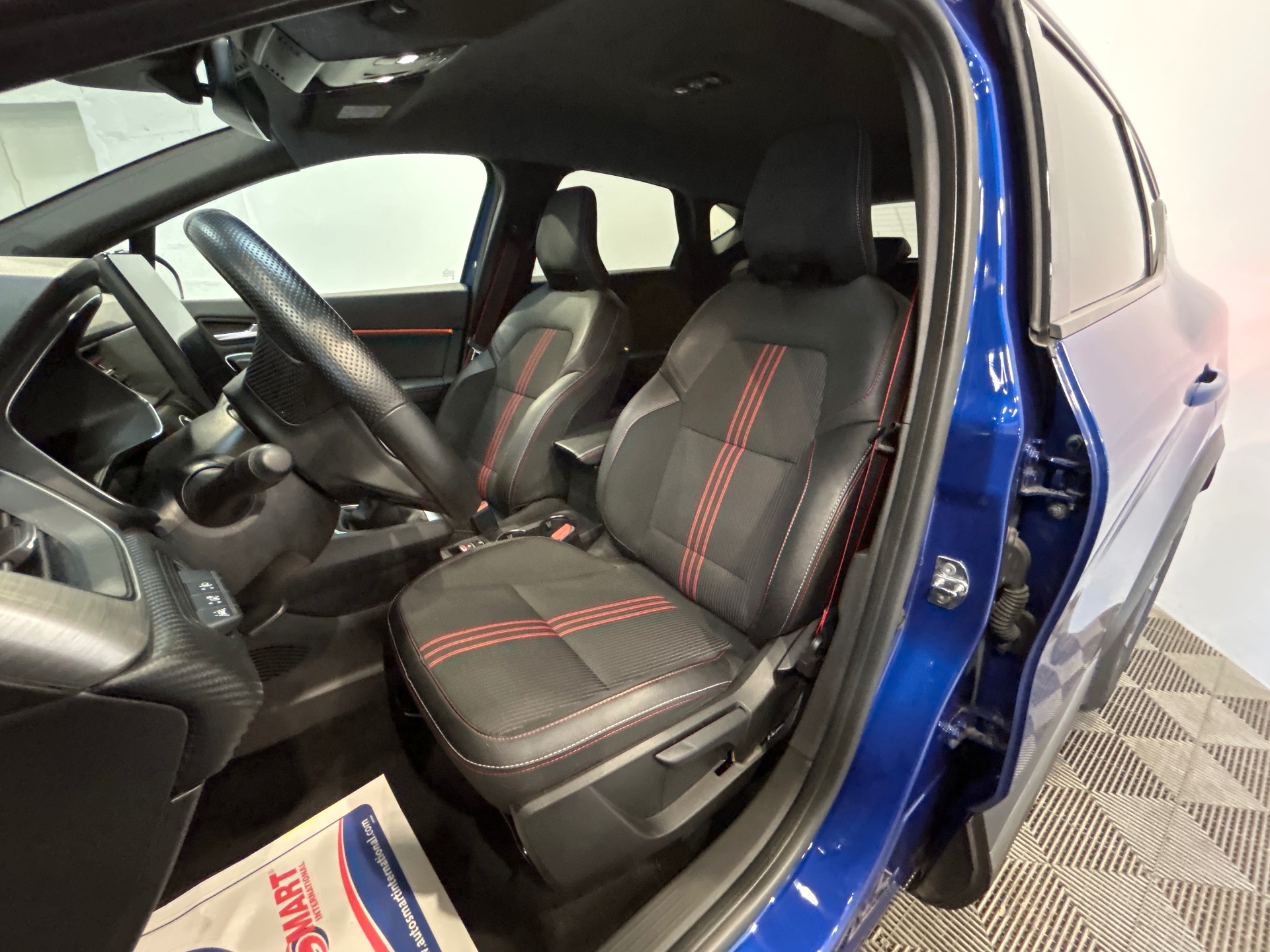 RENAULT CAPTUR R.S. line mild hybrid 140