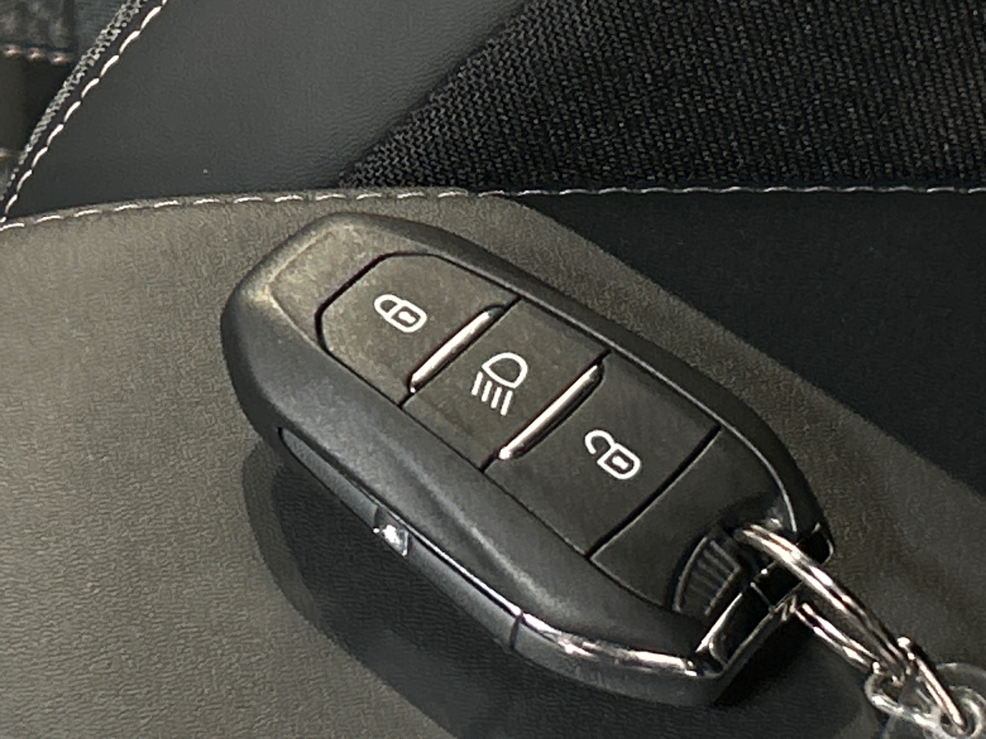 PEUGEOT 2008 100 S&S BVM6 Style