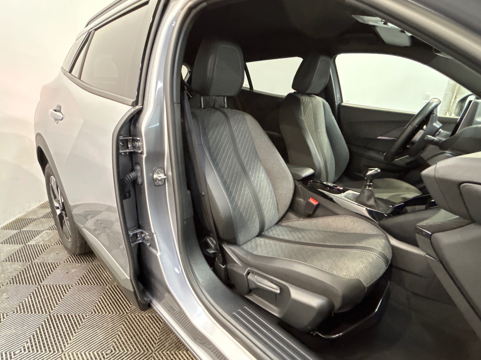 PEUGEOT 2008 100 S&S BVM6 Style