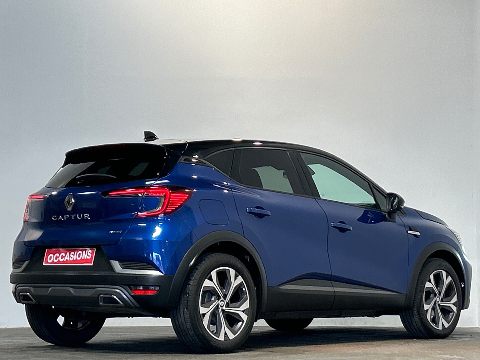 RENAULT CAPTUR R.S. line mild hybrid 140