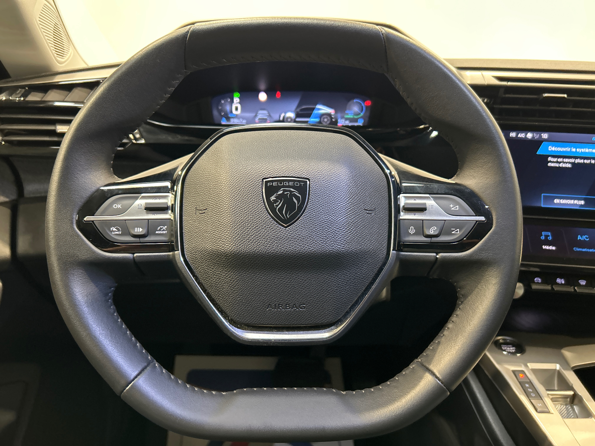PEUGEOT 408 Hybrid 136 e-DCS6 Allure