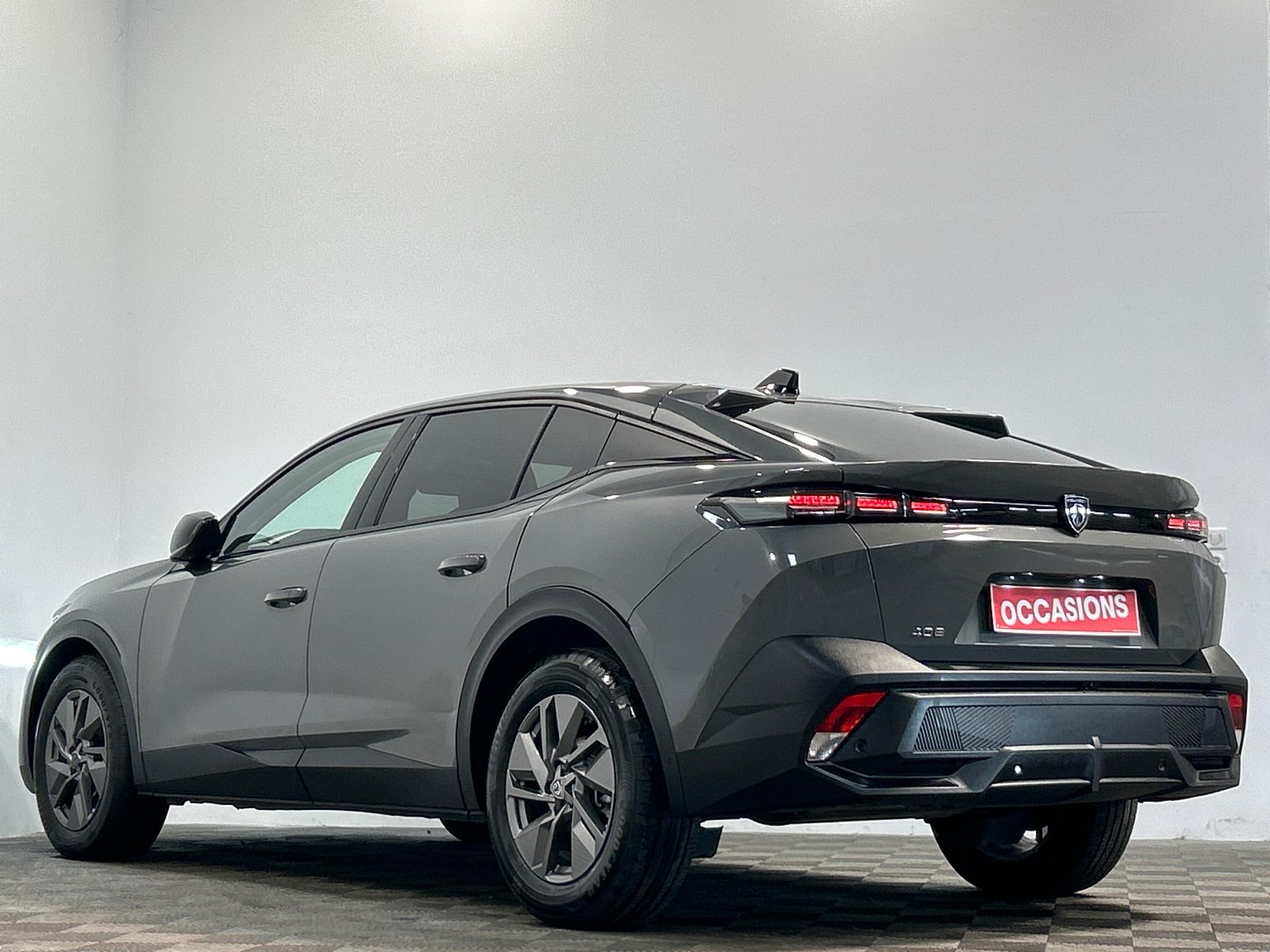 PEUGEOT 408 Hybrid 136 e-DCS6 Allure