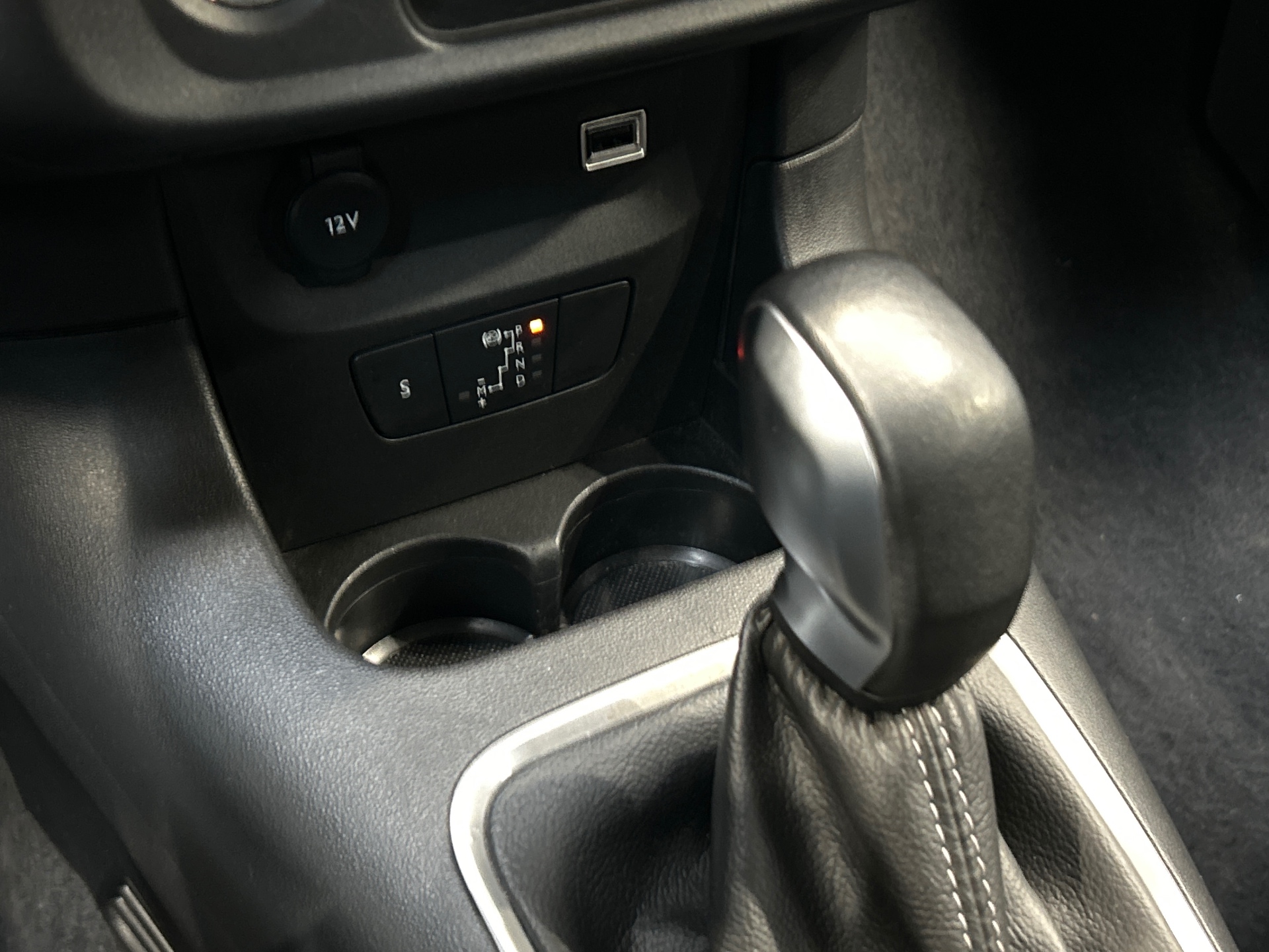CITROEN C3 PureTech 110 ch EAT6 Max