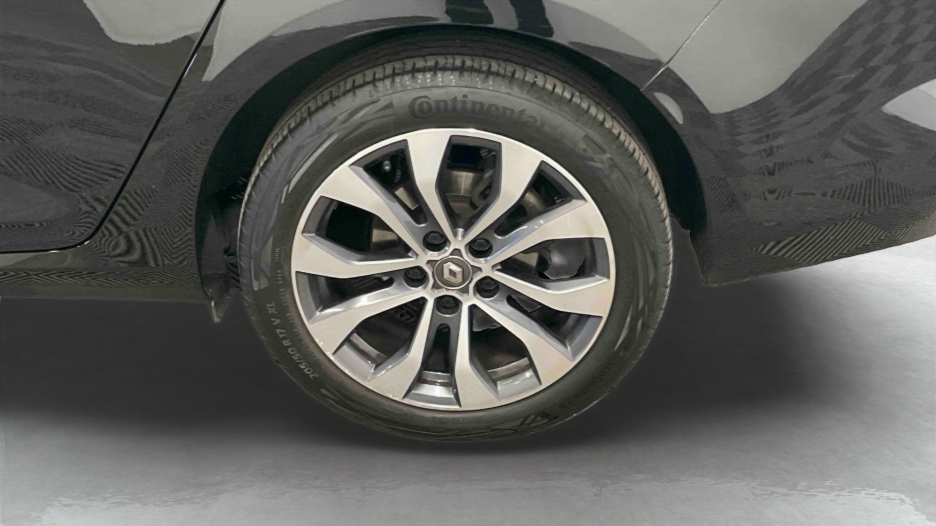 RENAULT MEGANE IV ESTATE techno TCe 140 EDC -23