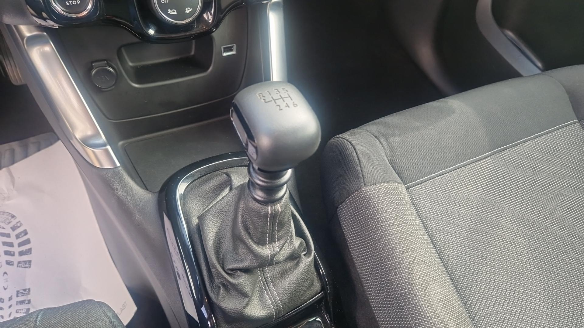 CITROEN C3 AIRCROSS BHDI110 S&S BVM6 SHINE