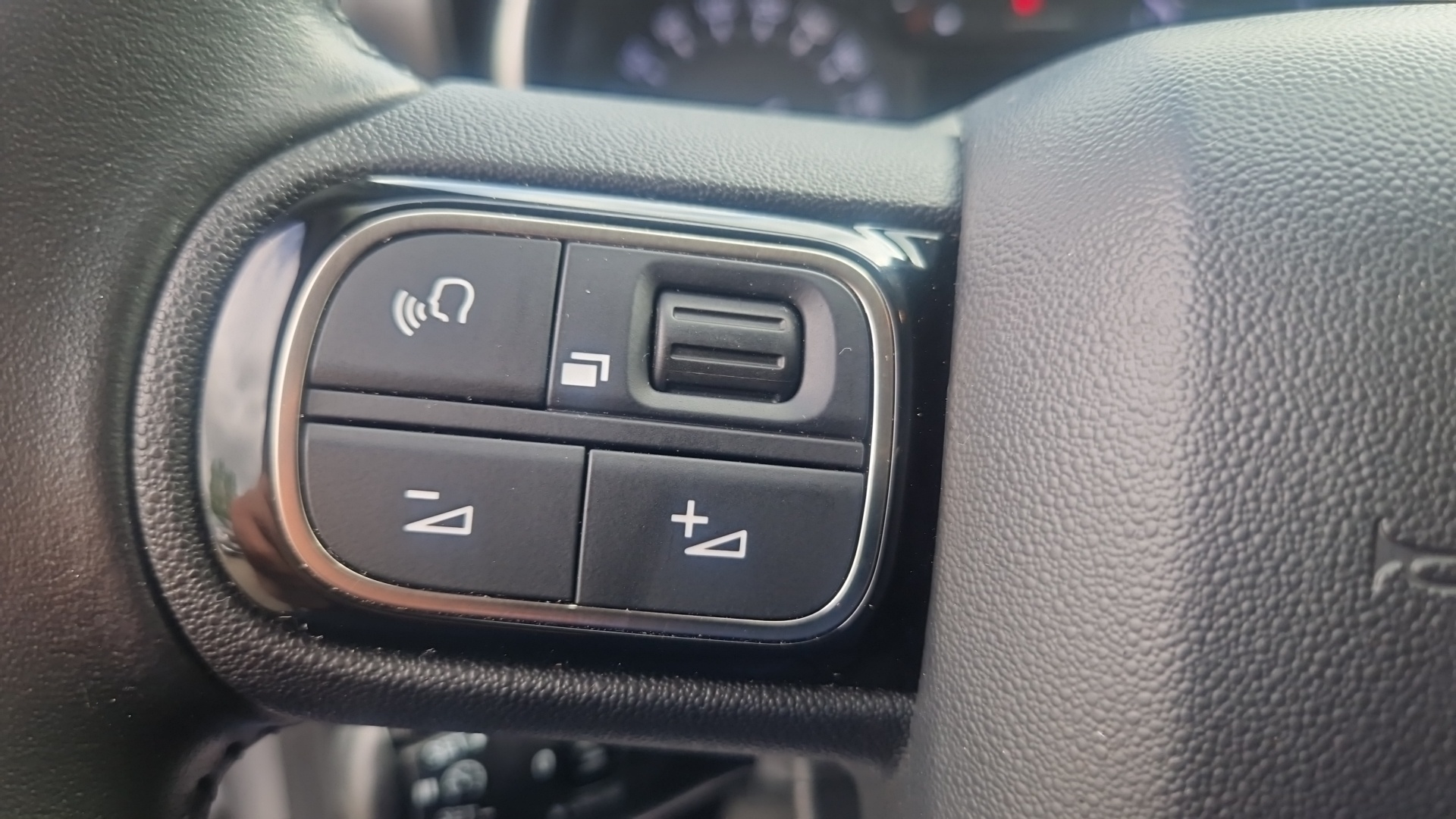 CITROEN C3 AIRCROSS BHDI110 S&S BVM6 SHINE