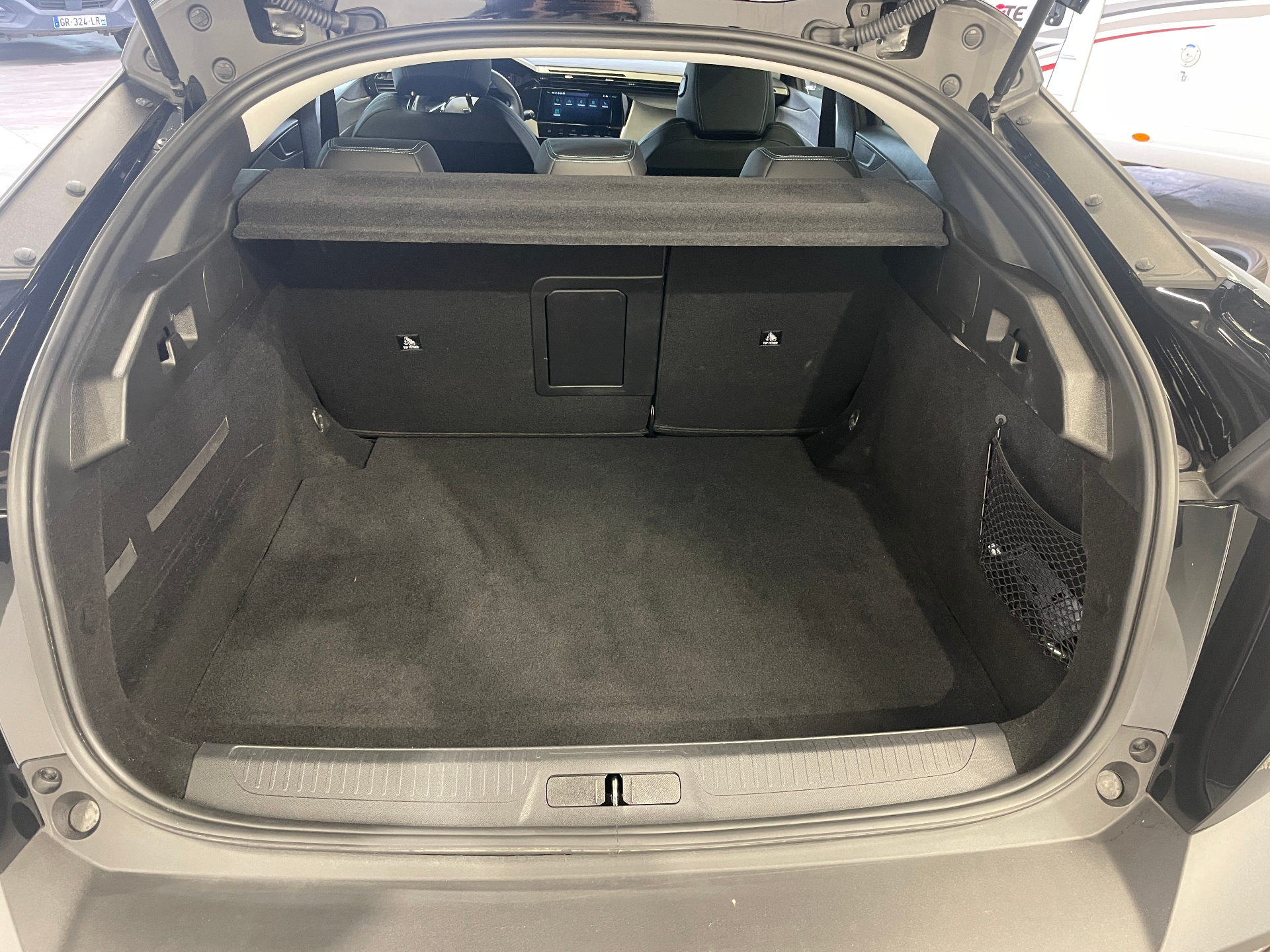 PEUGEOT 408 ALLURE HYBRID 136 E-DCS6