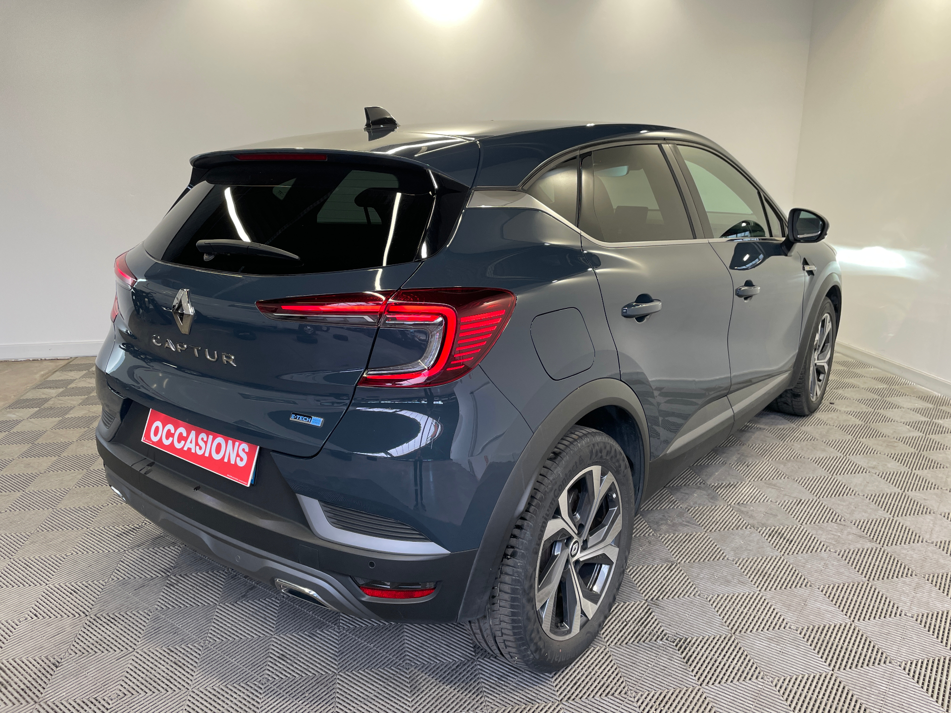 RENAULT CAPTUR E-Tech Plug-in 160 - 21 R.S. Line