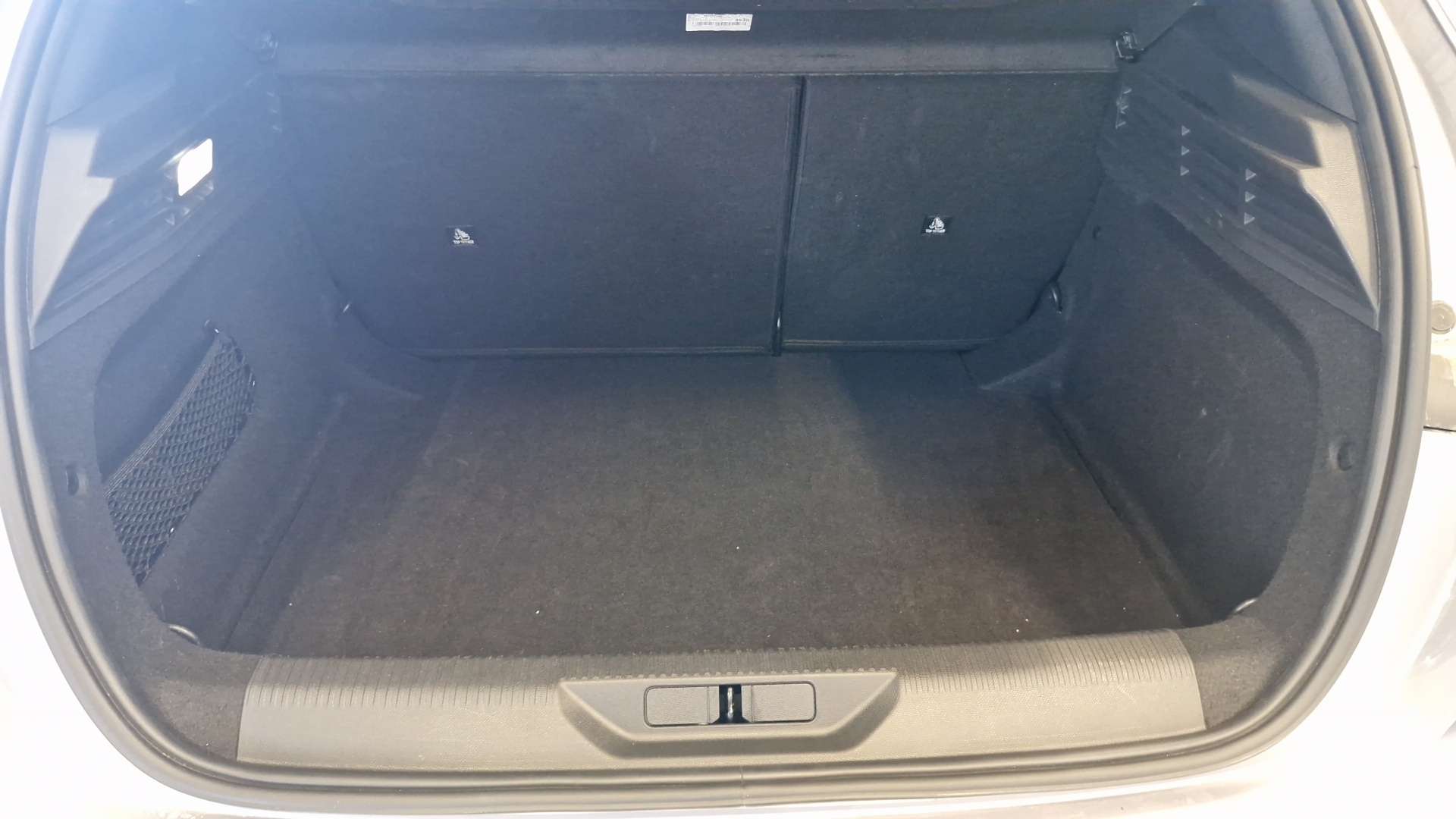 PEUGEOT 308 ALLURE HYBRID 136 E-DCS6