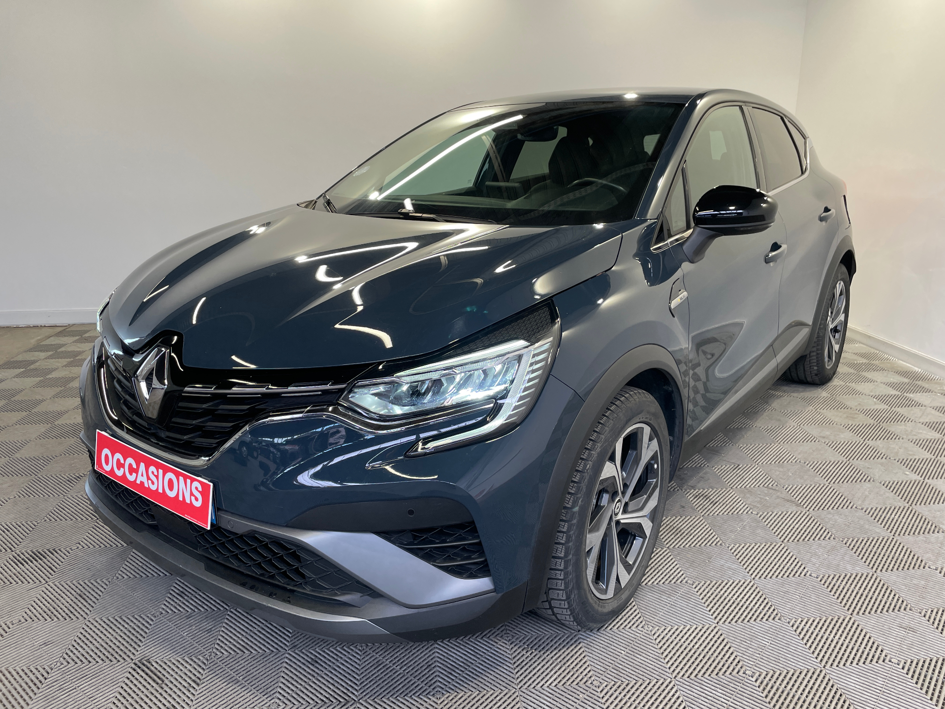 RENAULT CAPTUR E-Tech Plug-in 160 - 21 R.S. Line