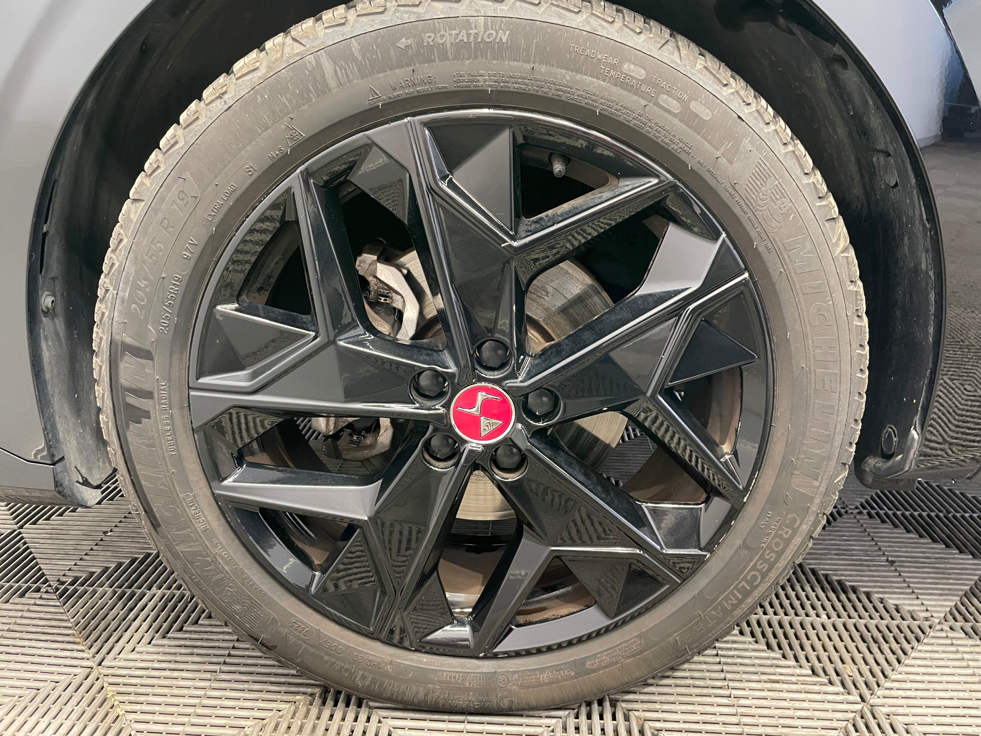 DS DS 4 BlueHDi 130 EAT8 Performance Line