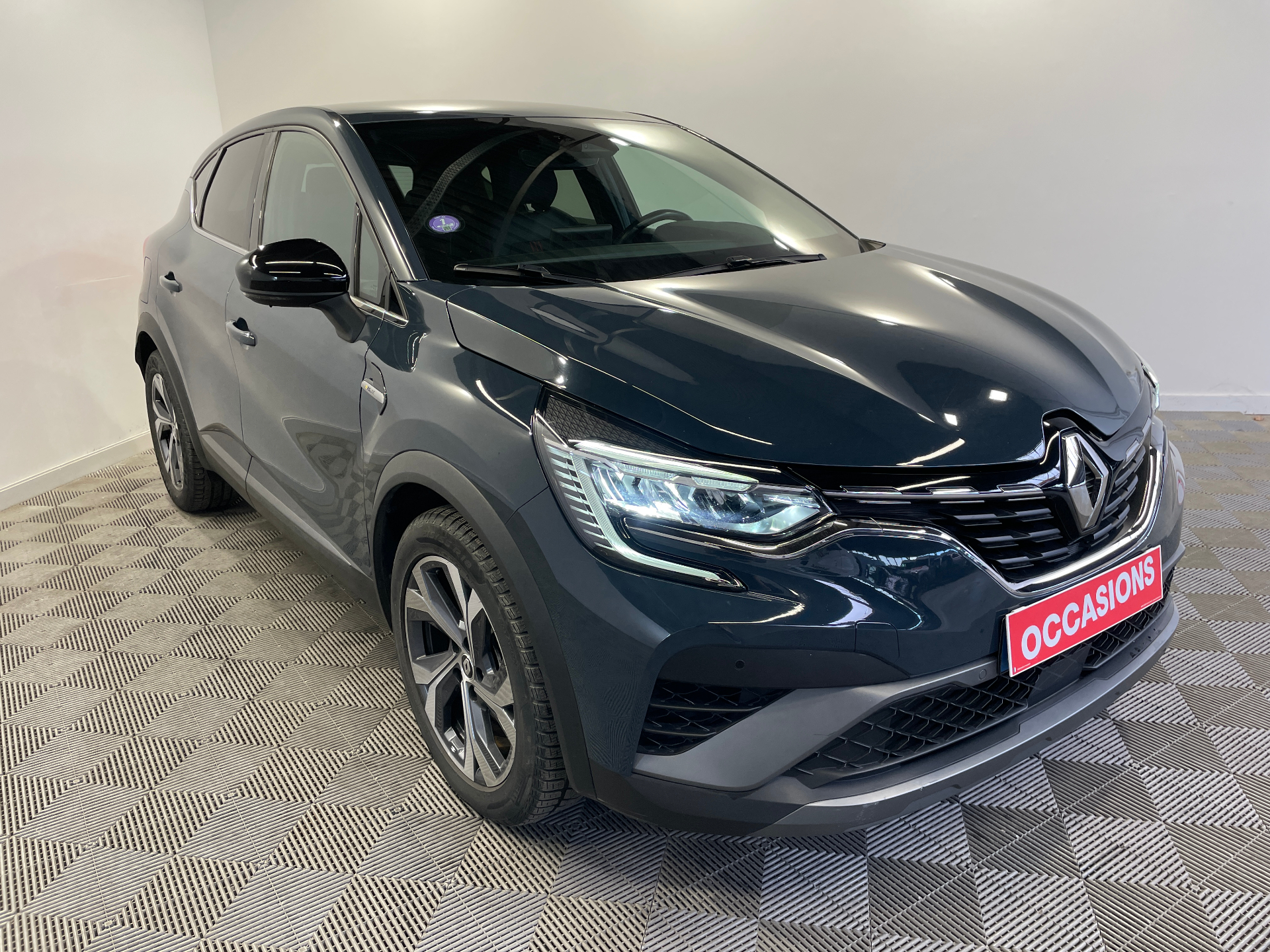 RENAULT CAPTUR E-Tech Plug-in 160 - 21 R.S. Line