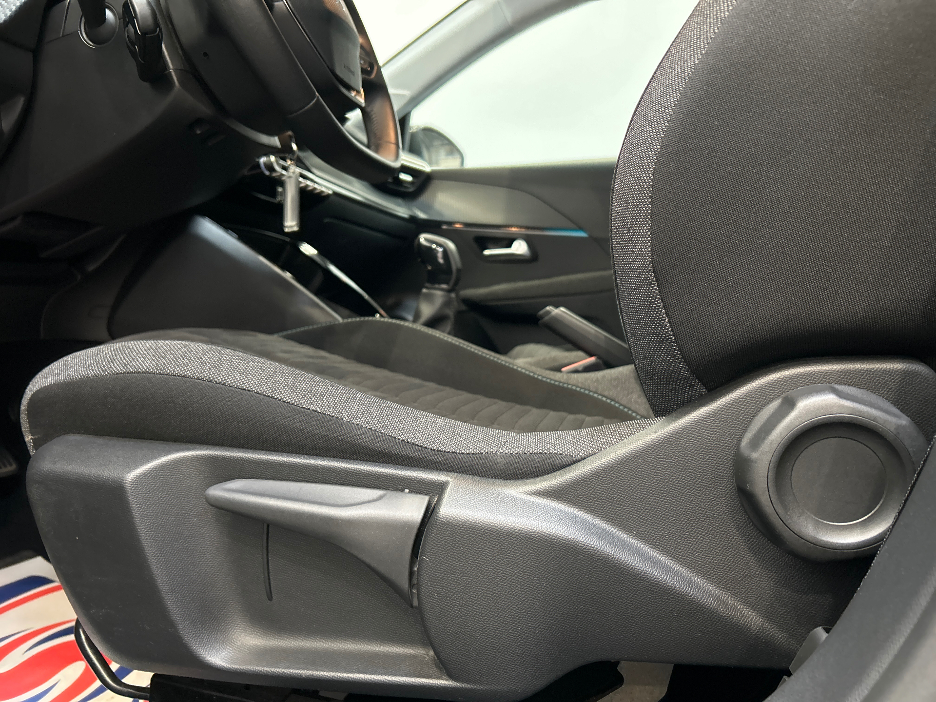 PEUGEOT 208 PureTech 75 S&S BVM5 Style