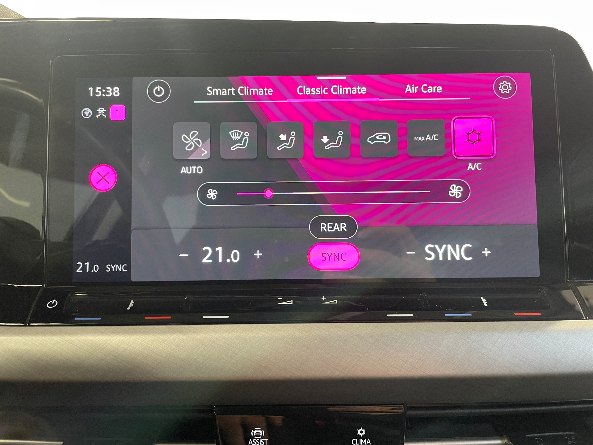 VOLKSWAGEN GOLF 1.0 eTSI OPF 110 DSG7 Life Plus