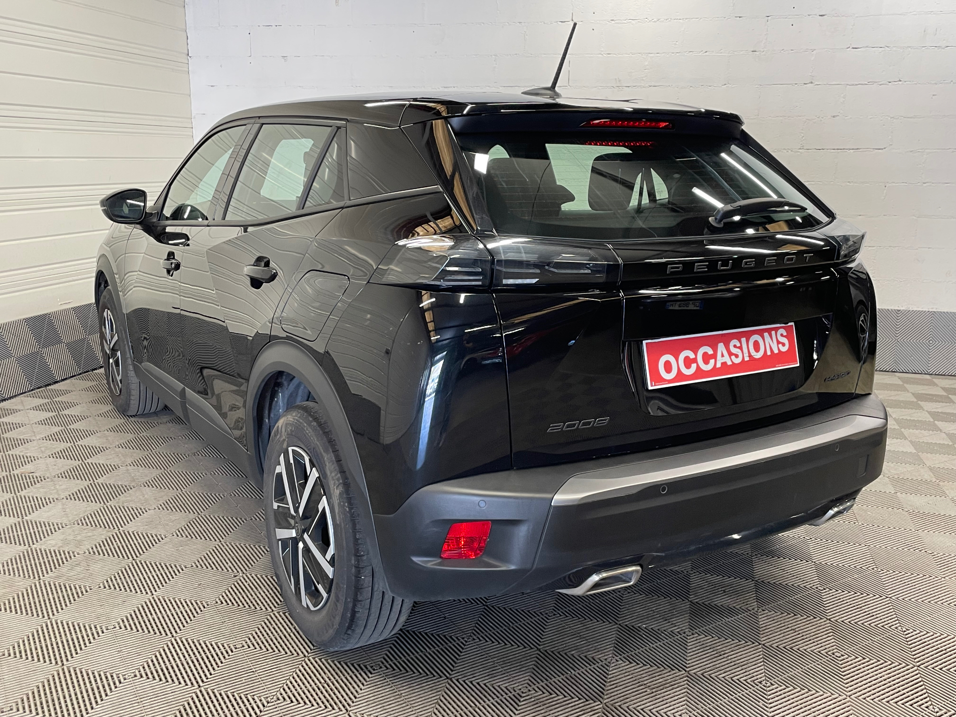 PEUGEOT 2008 Hybrid 145 e-DCS6 Style