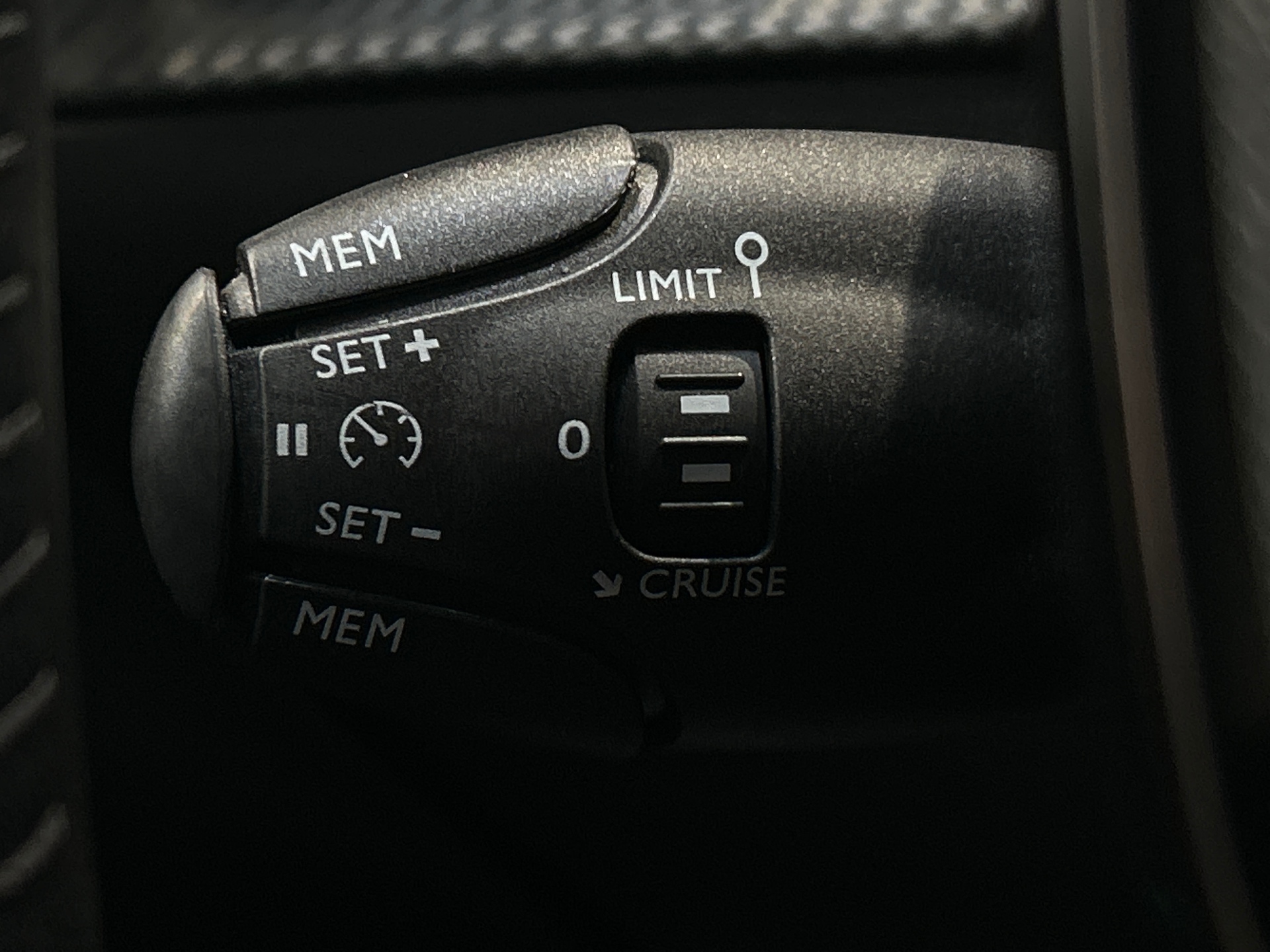 PEUGEOT 208 PureTech 100 S&S BVM6 Allure Pack
