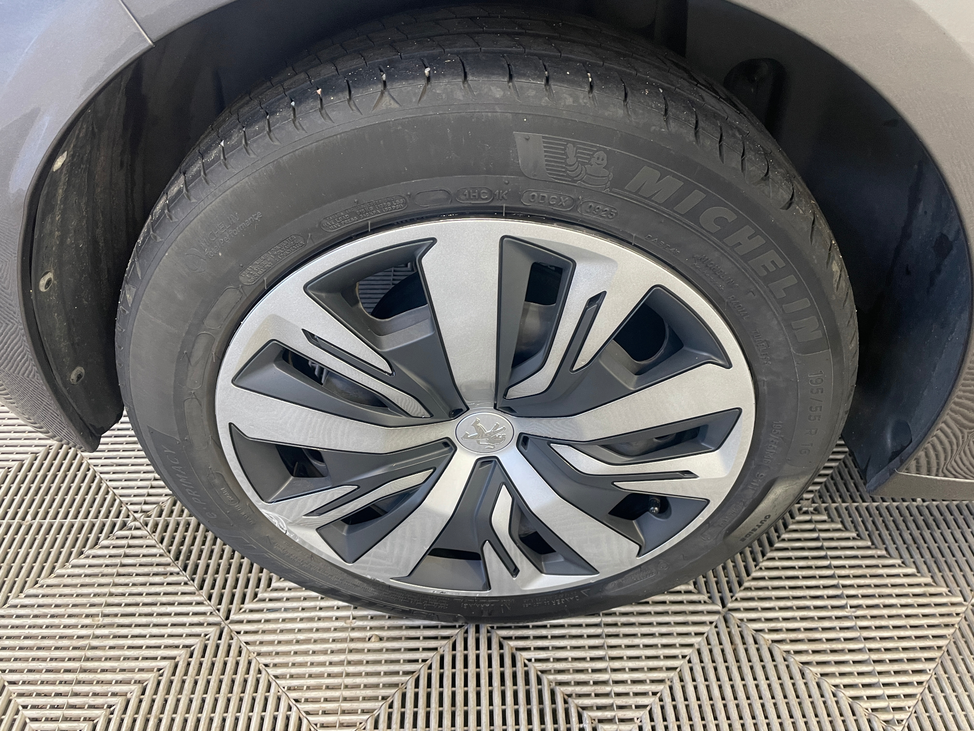 PEUGEOT 208 ACTIVE PACK PURETECH 75 S&S BVM5