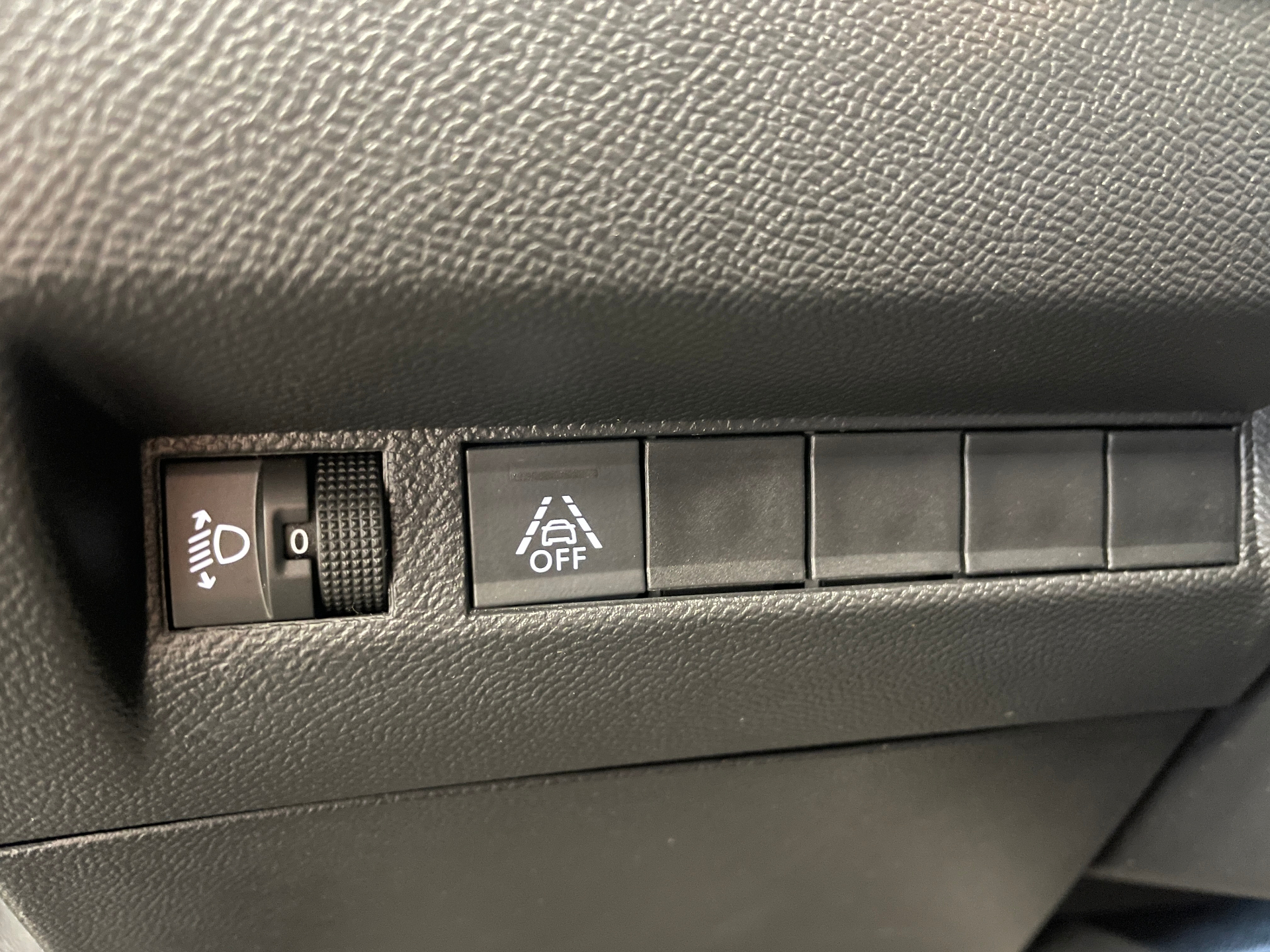 PEUGEOT 208 ACTIVE PACK PURETECH 75 S&S BVM5