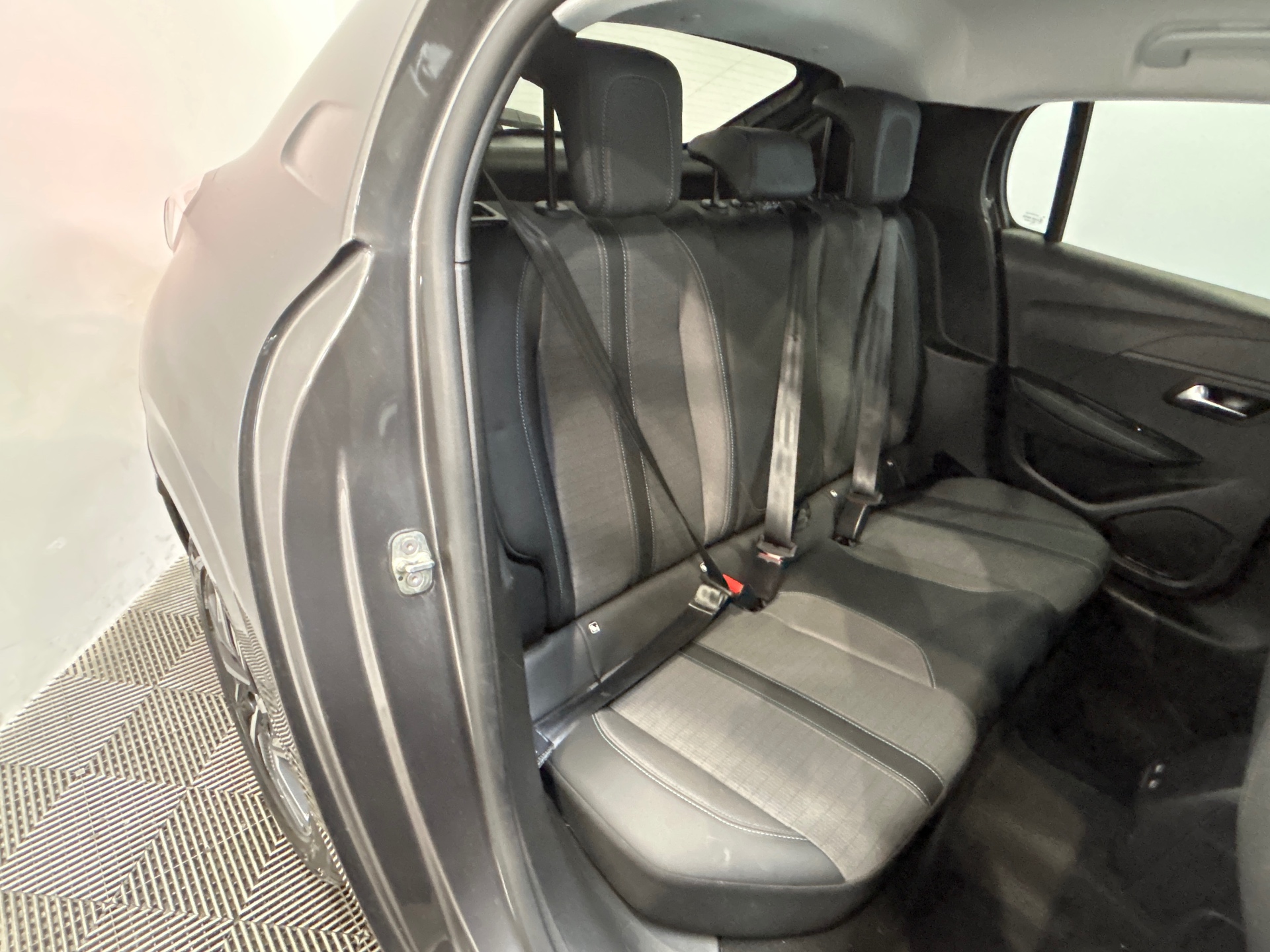 PEUGEOT 208 PureTech 100 S&S BVM6 Allure Pack
