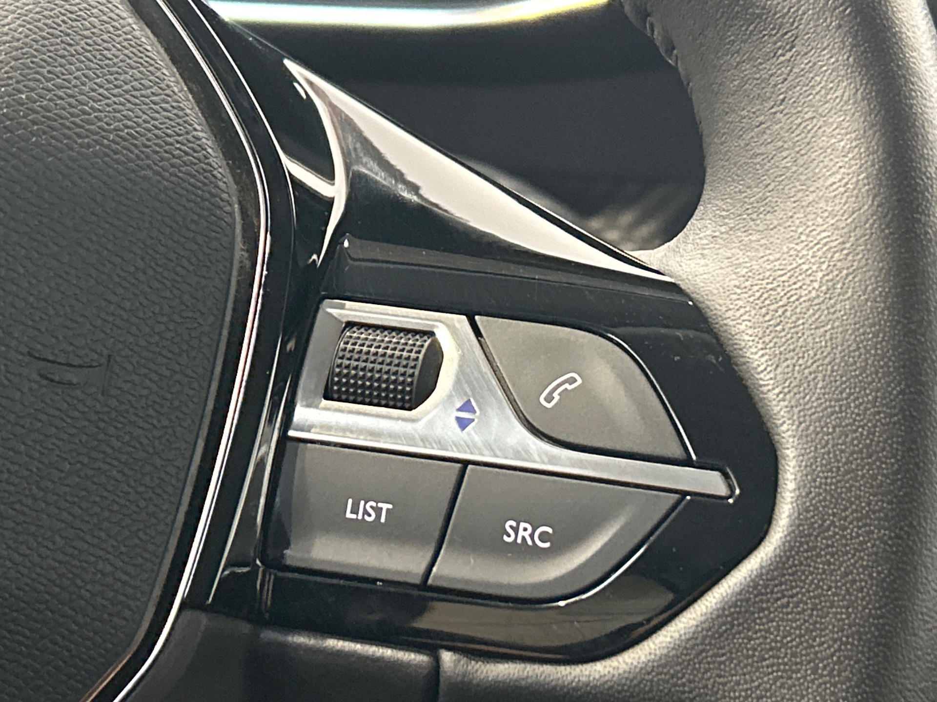 PEUGEOT 208 PureTech 100 S&S BVM6 Allure Pack