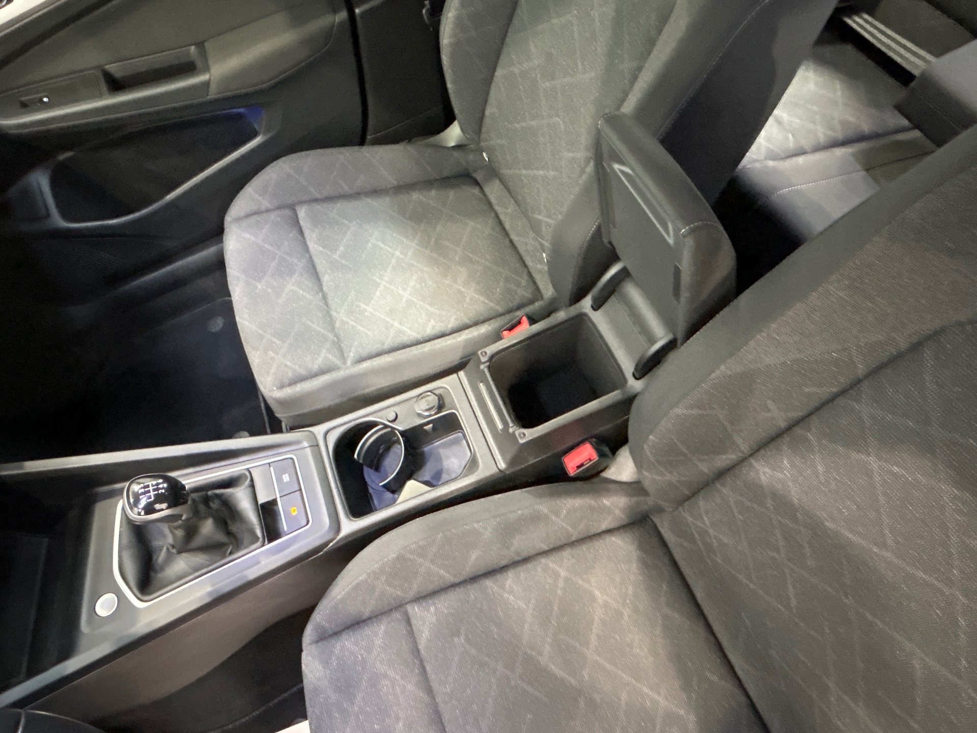 VOLKSWAGEN GOLF 1.0 TSI OPF 110 BVM6 Life Business
